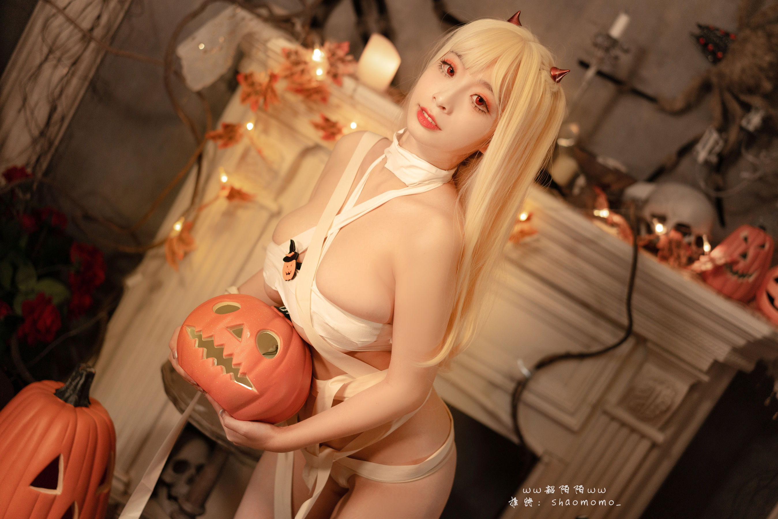 Cosplay美女韶陌陌 – 万圣节绷带 [26P]