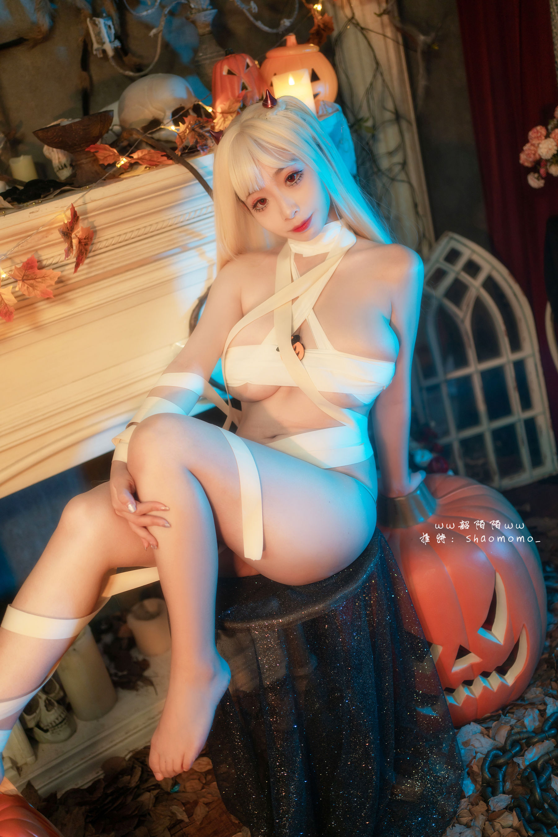 Cosplay美女韶陌陌 – 万圣节绷带 [26P]