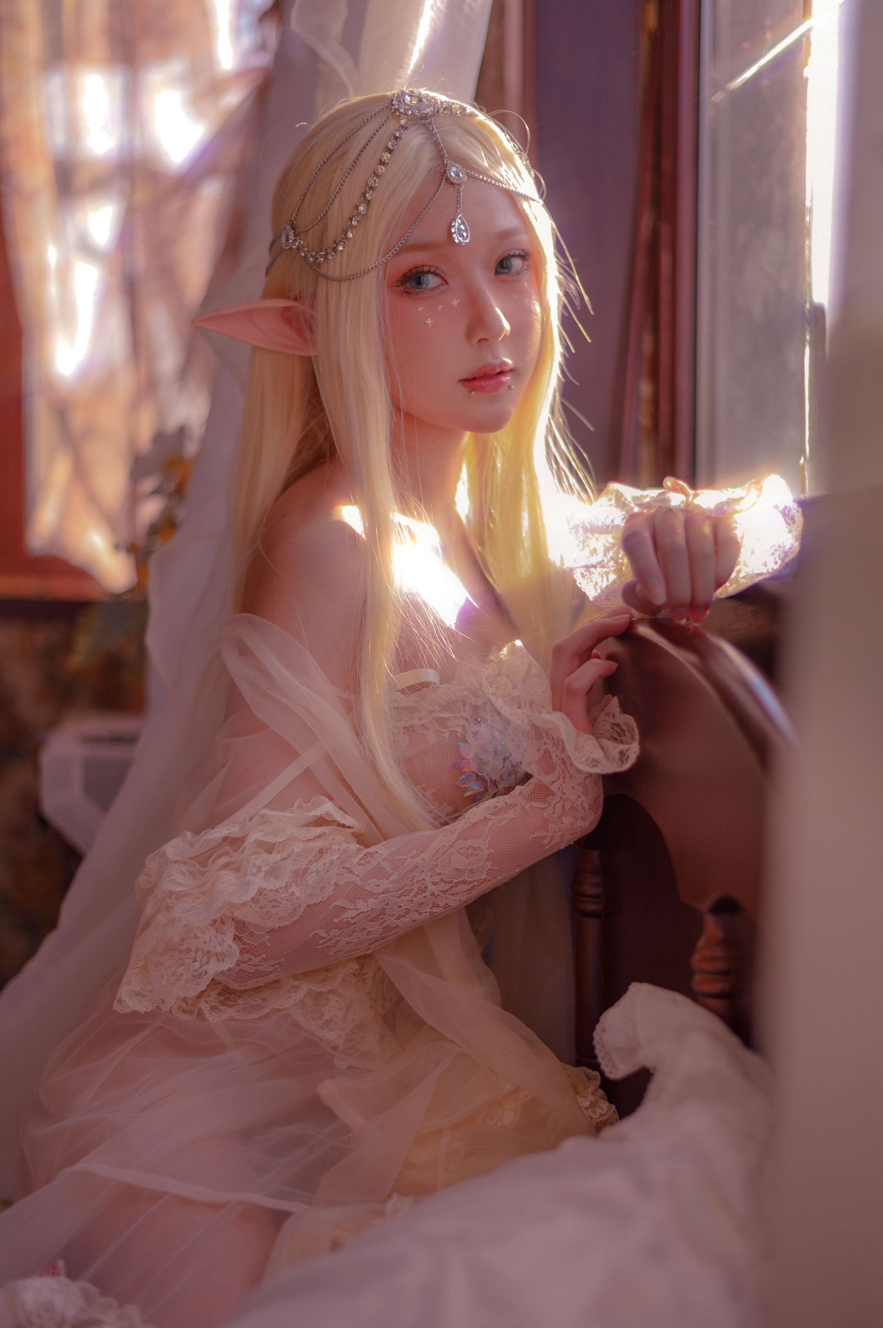 动漫博主阿包也是兔娘 – 精灵 [25P]