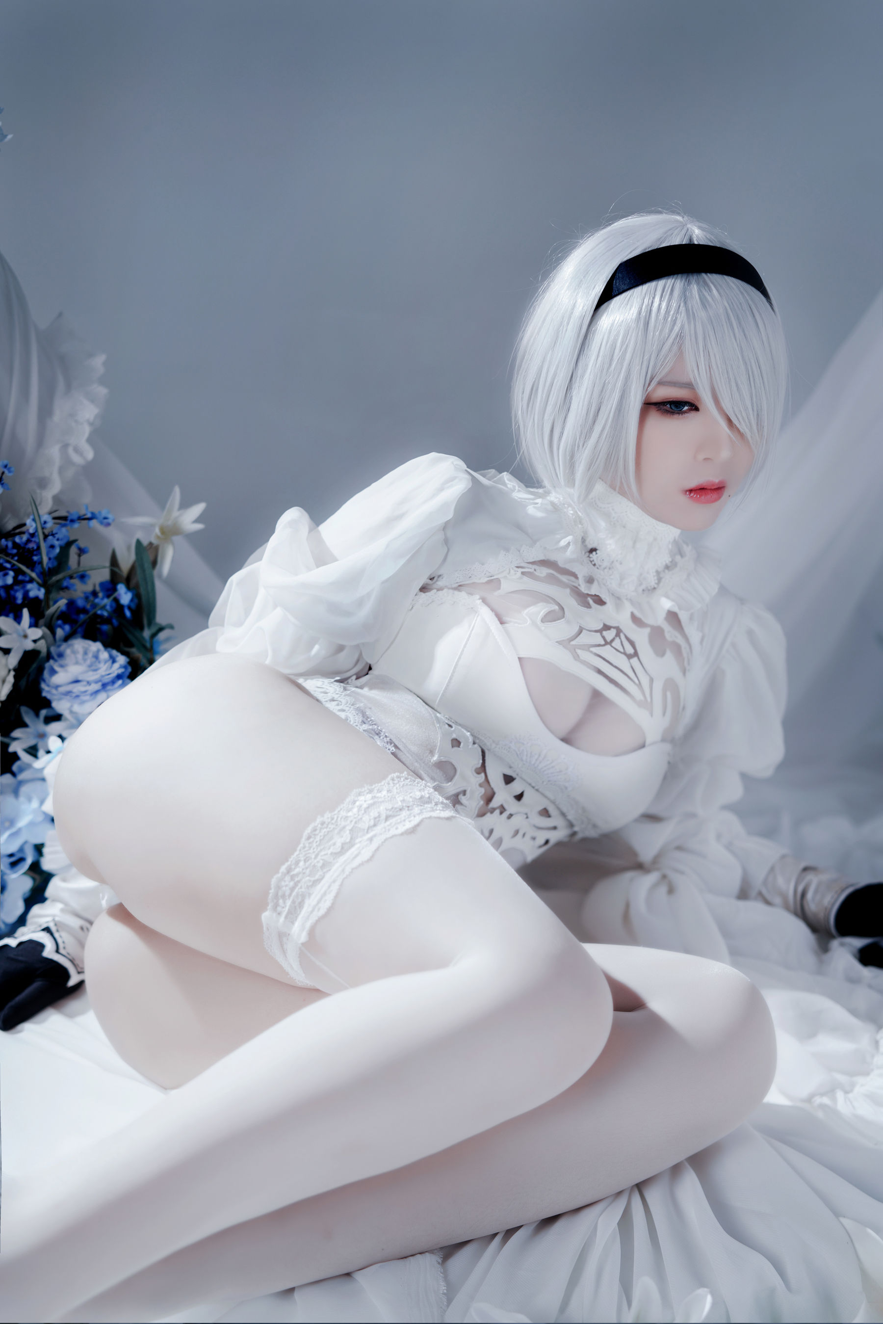 半半子 – Automataヨルハ二号B型 白いドレス [51P]