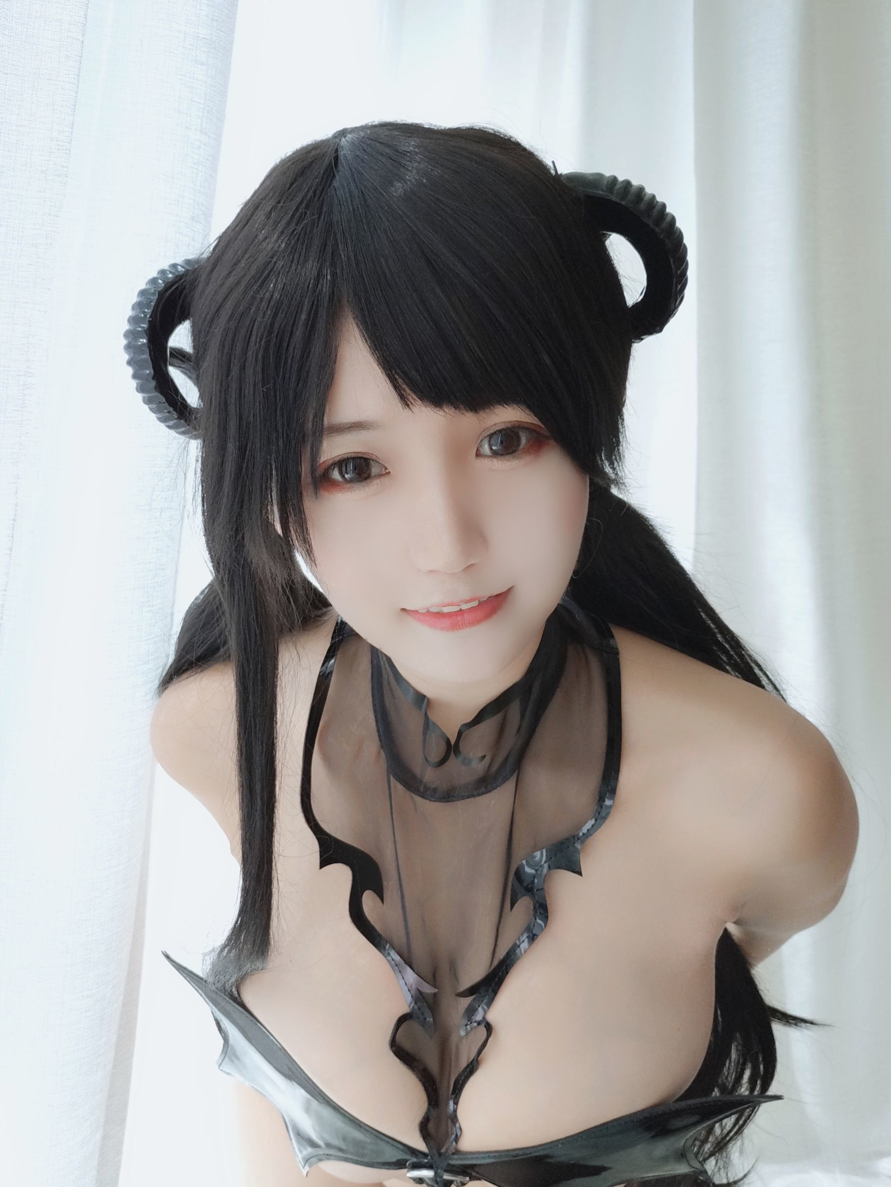 动漫博主小仓千代w – 魅魔1 [32P]