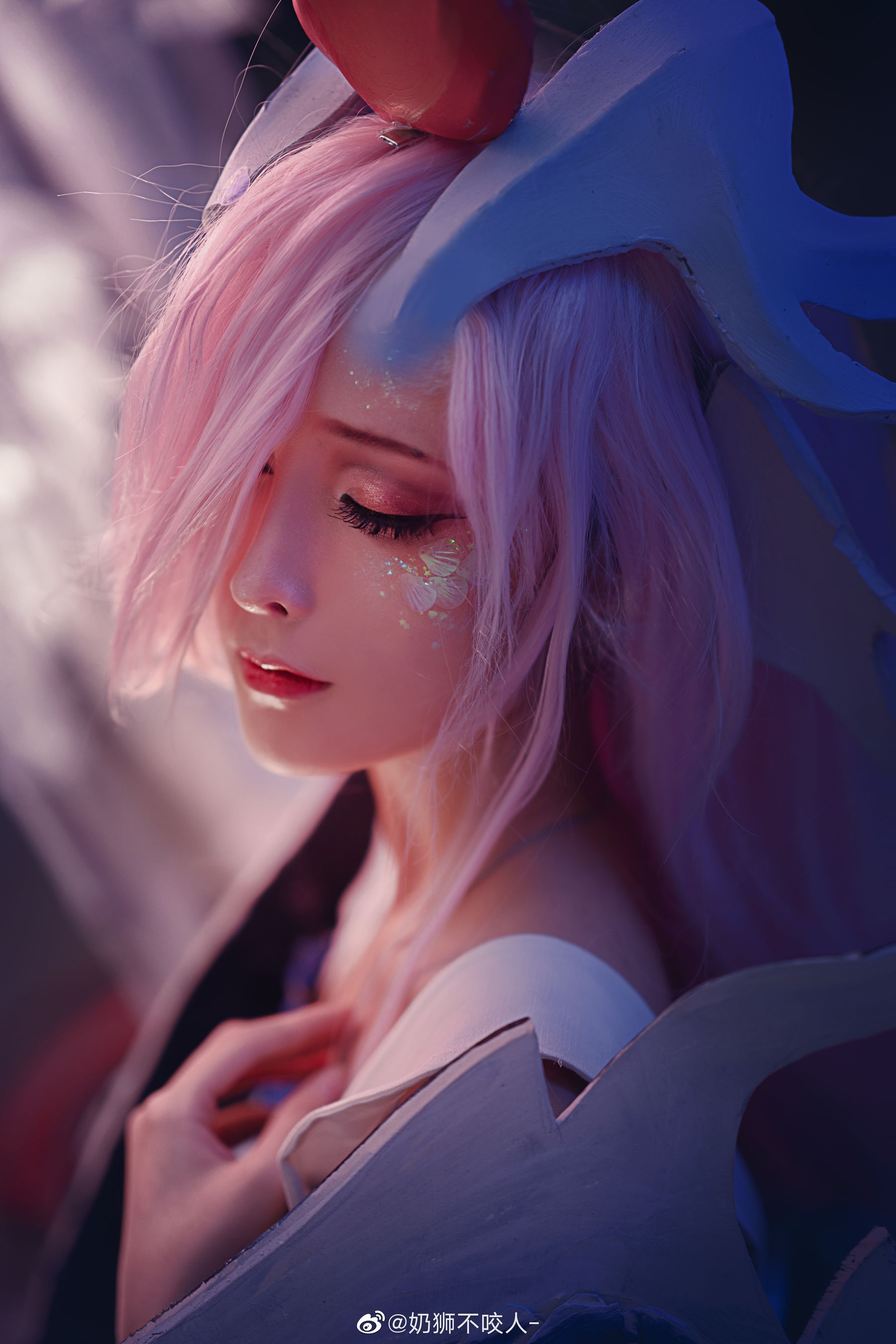 [Cosplay写真] 奶狮不咬人 – 雨师 [9P]