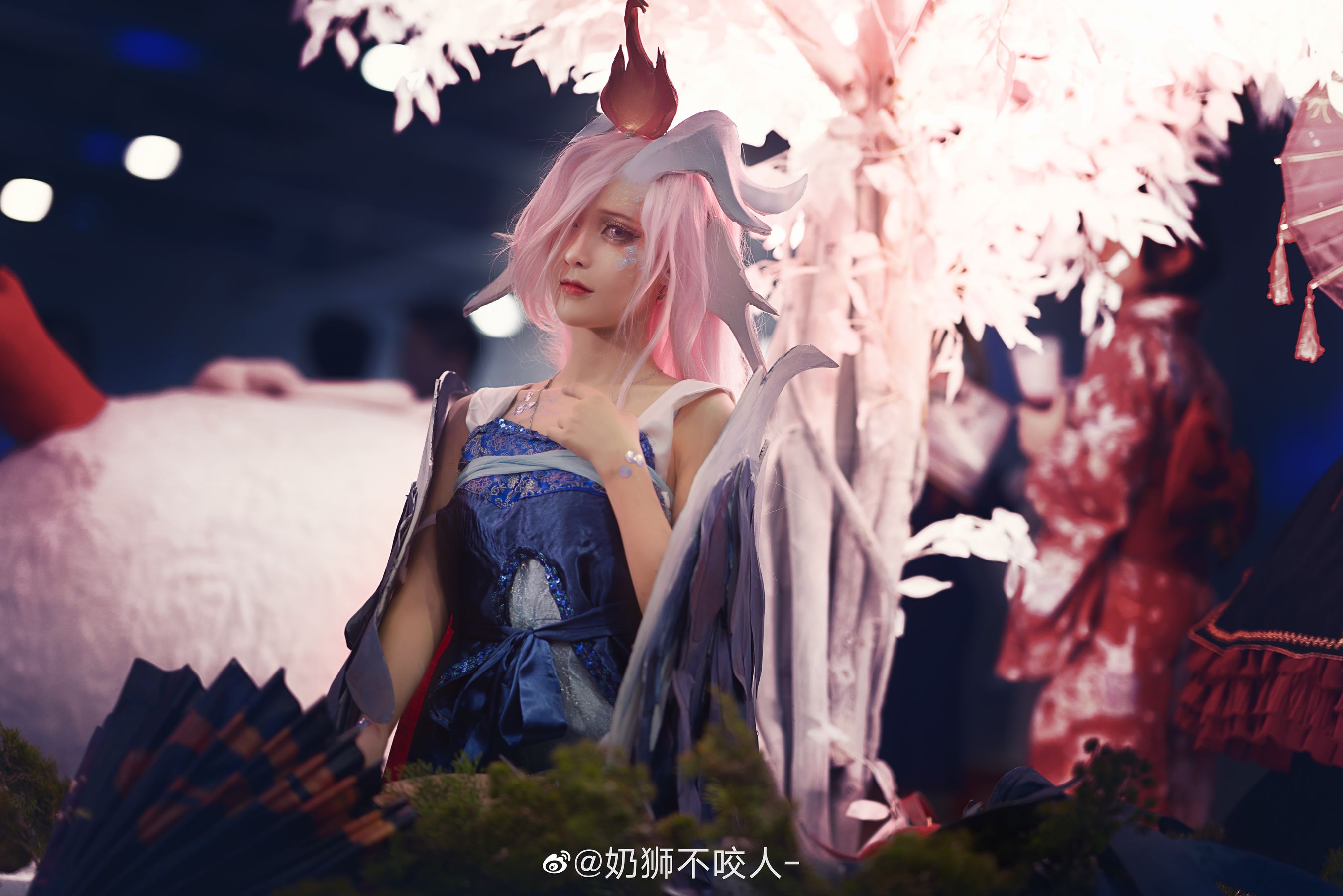 [Cosplay写真] 奶狮不咬人 – 雨师 [9P]