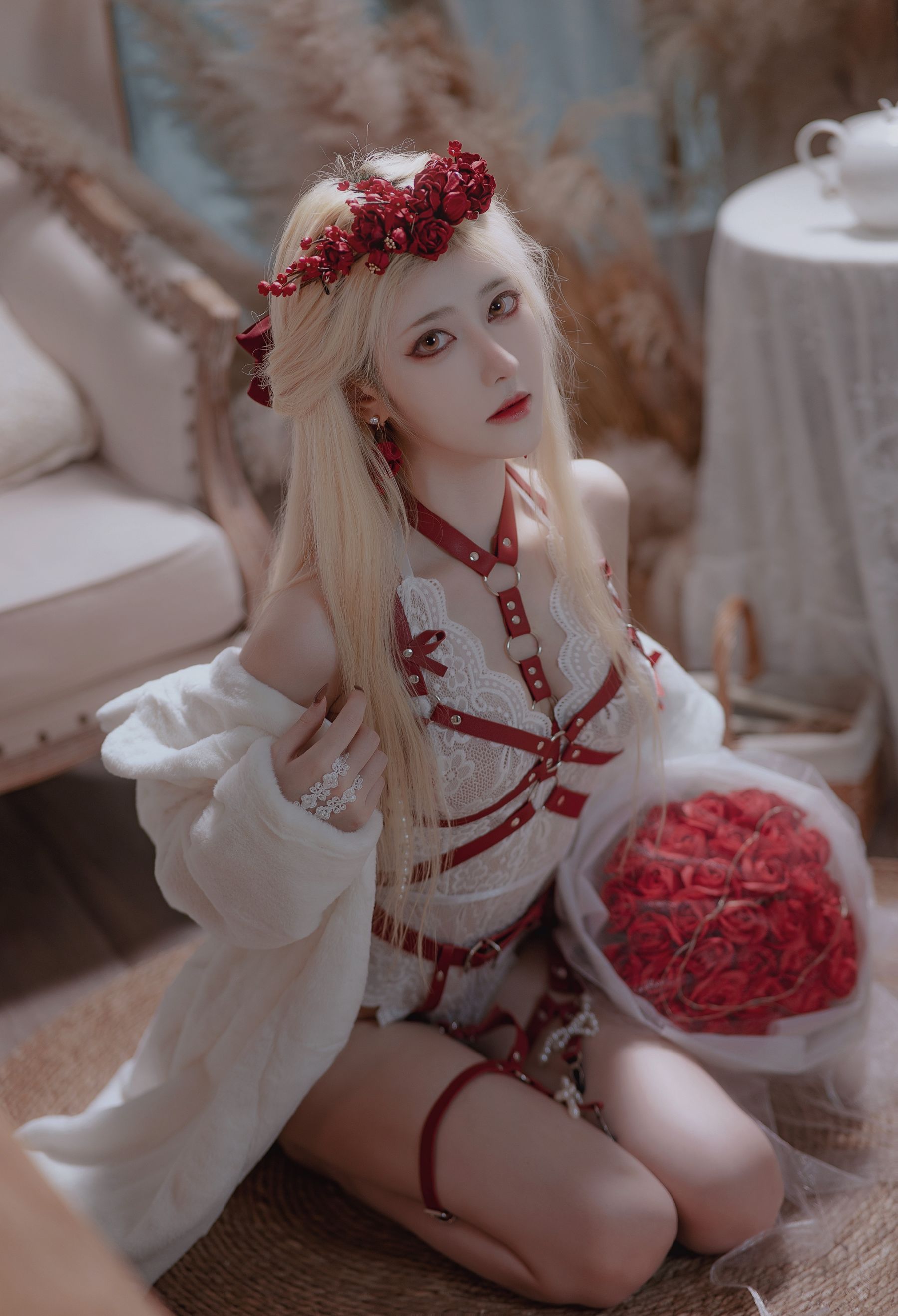 动漫博主南桃Momoko – 玫瑰 [26P]