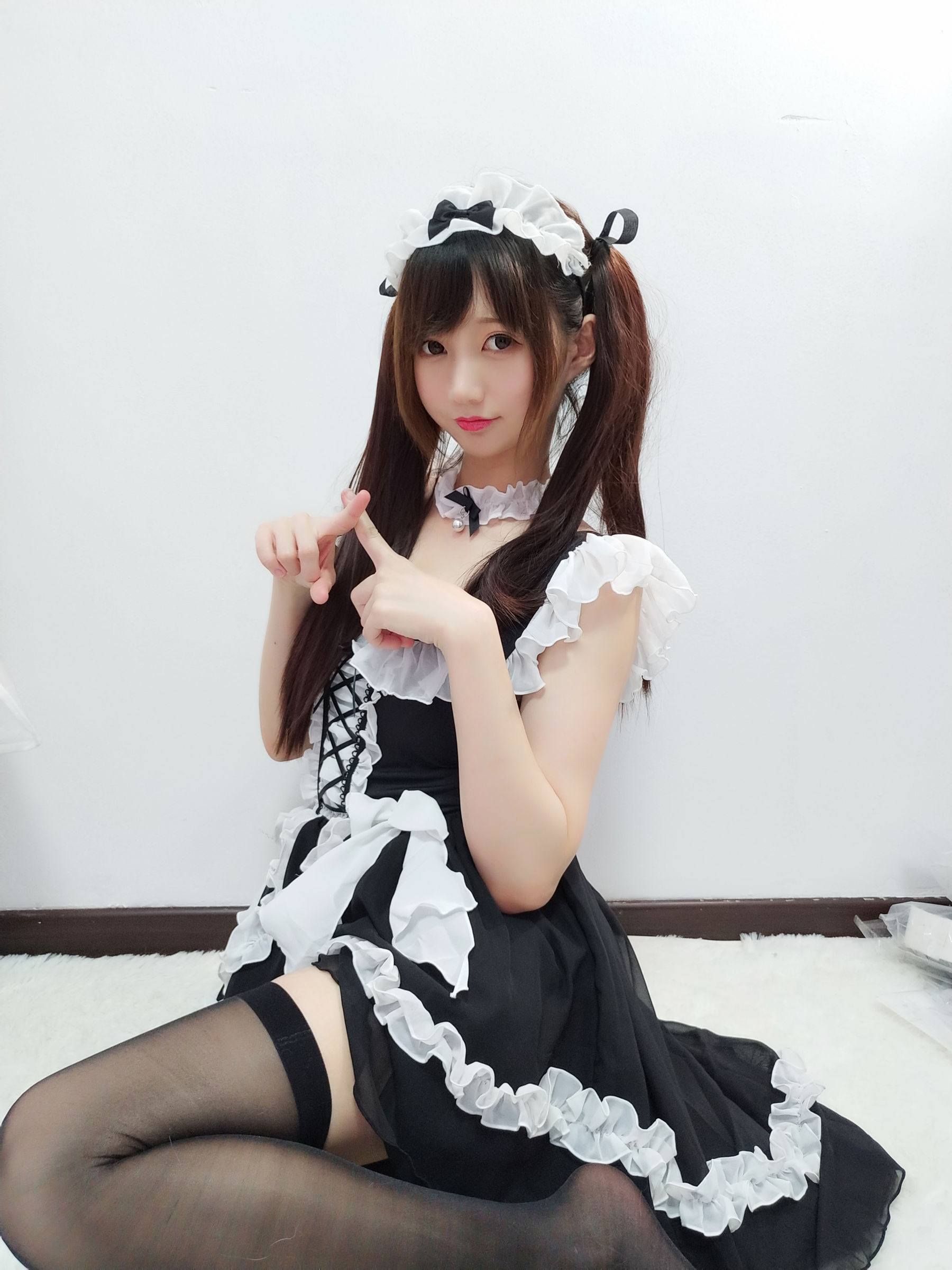 [Cosplay写真] NAGISA魔物喵[fantia] – 主人の言いつけに従う [14P]