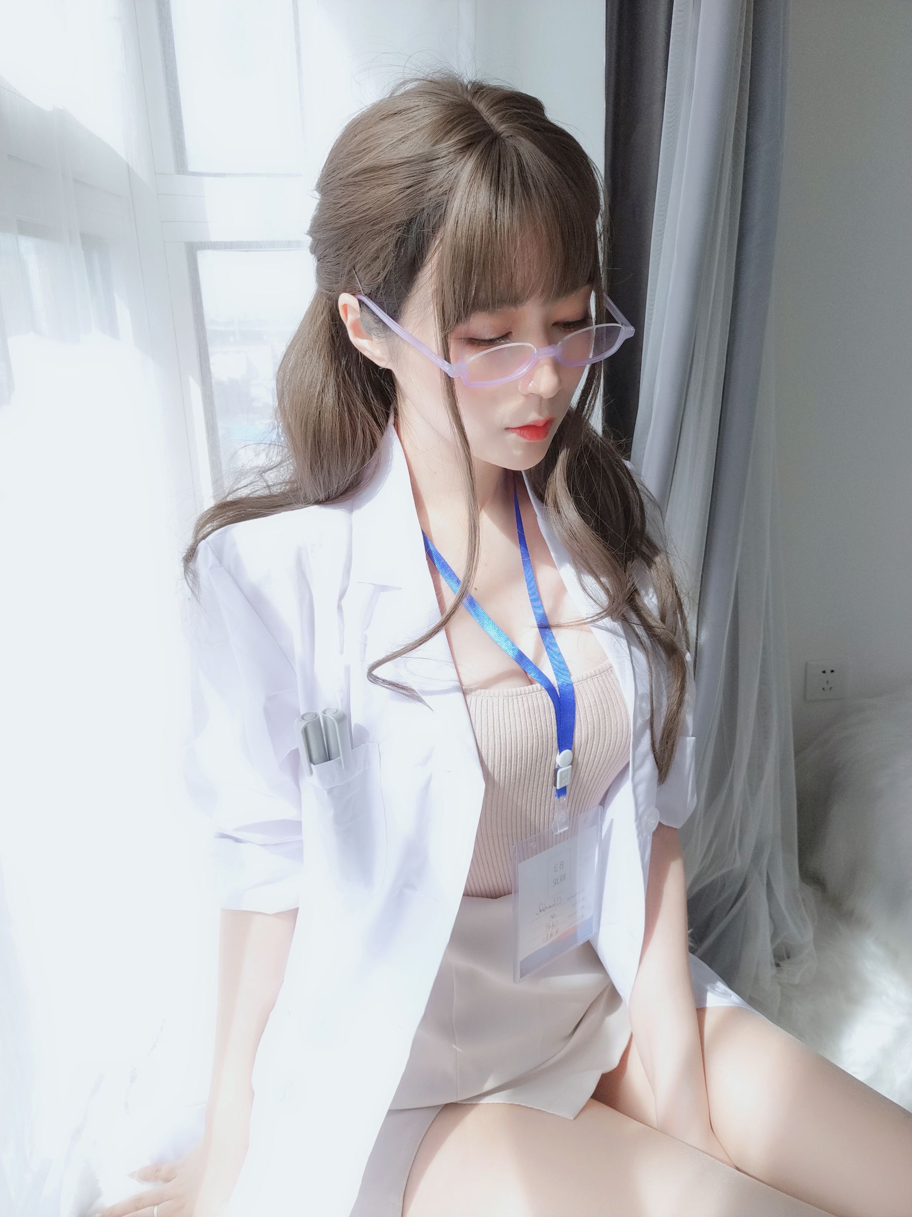 Coser小姐姐白银 – 私人医生 [159P]