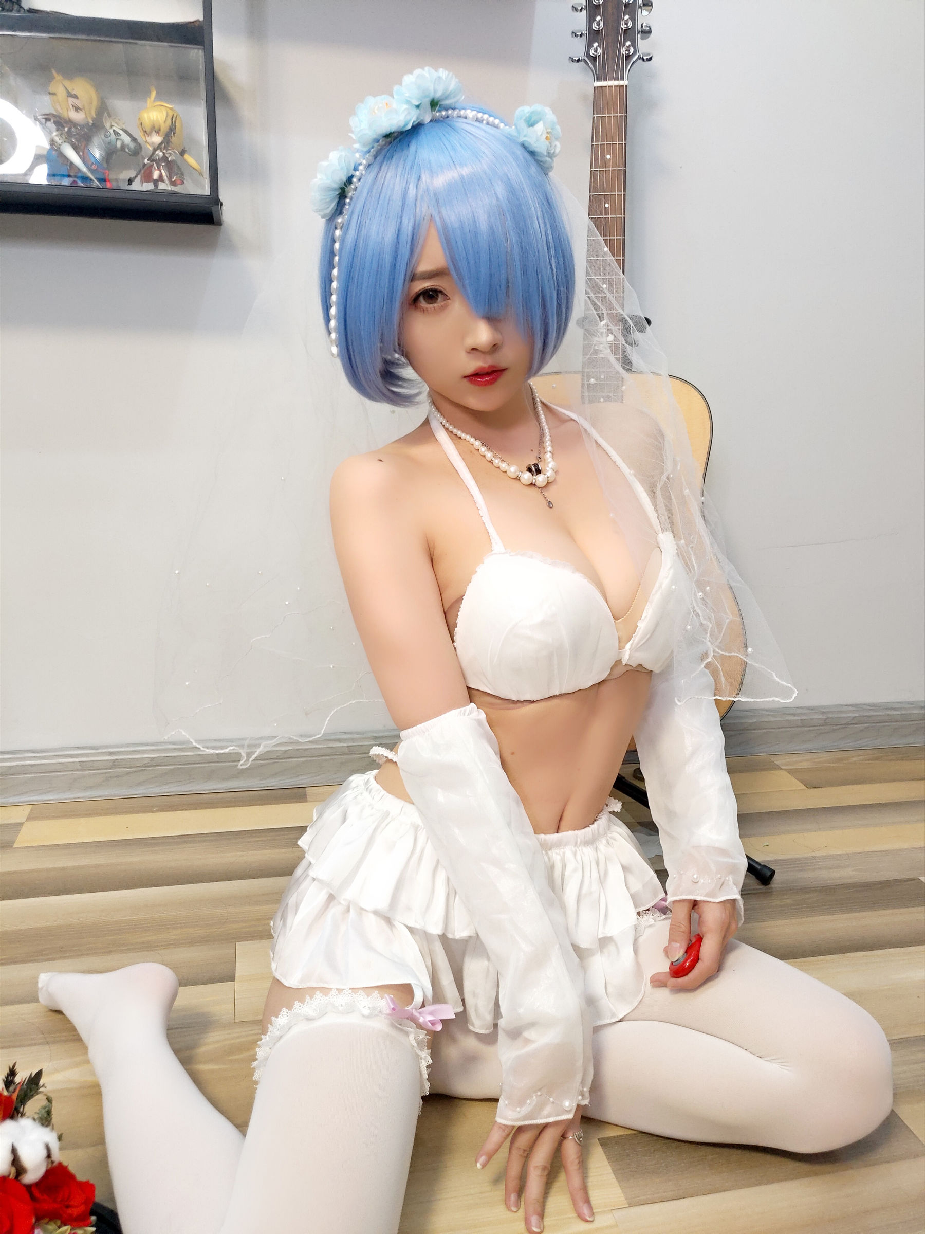 斗鱼主播小女巫露娜 – 雷姆婚纱 [29P]