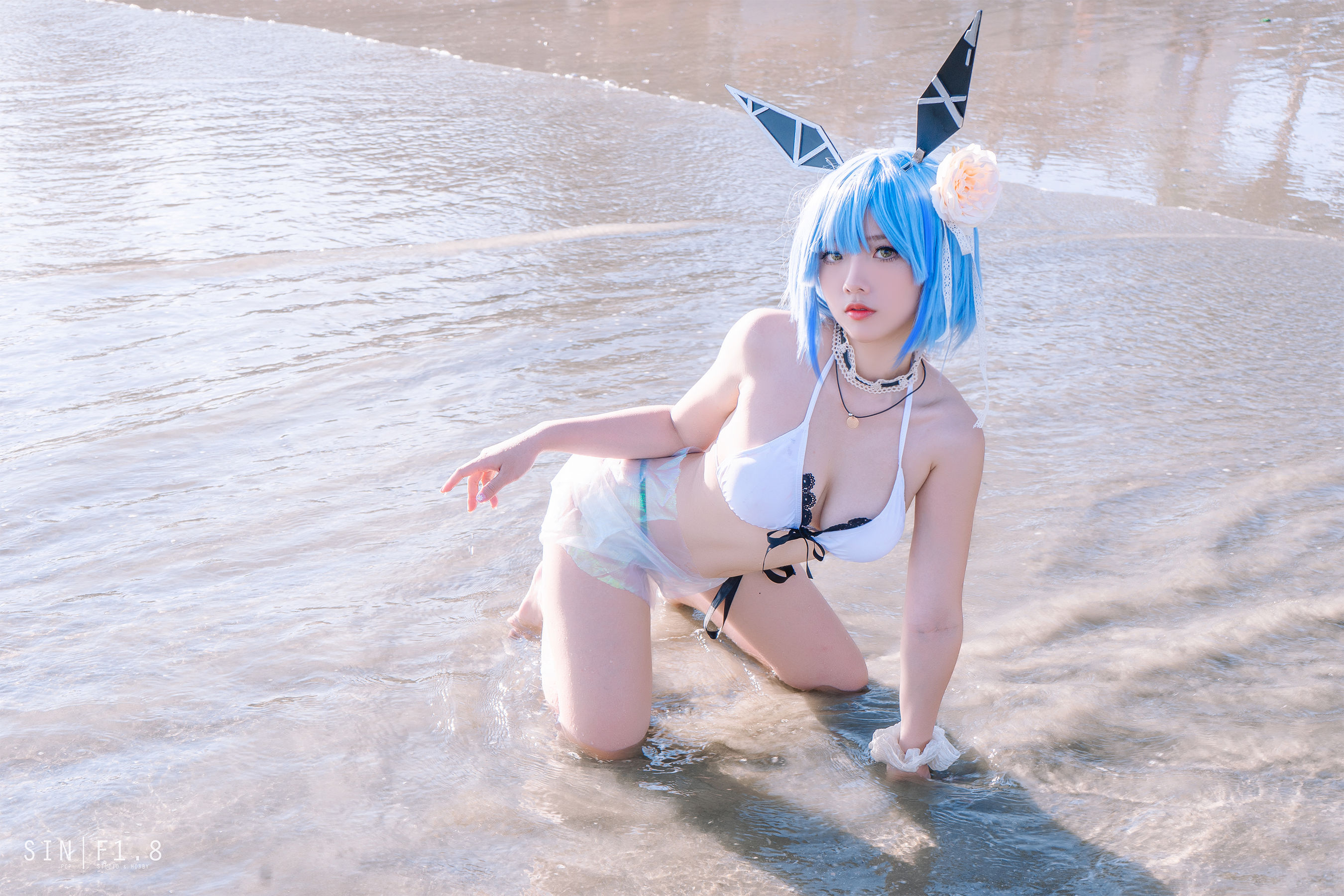 Messie Huang – Gascogne swimsuit [20P]