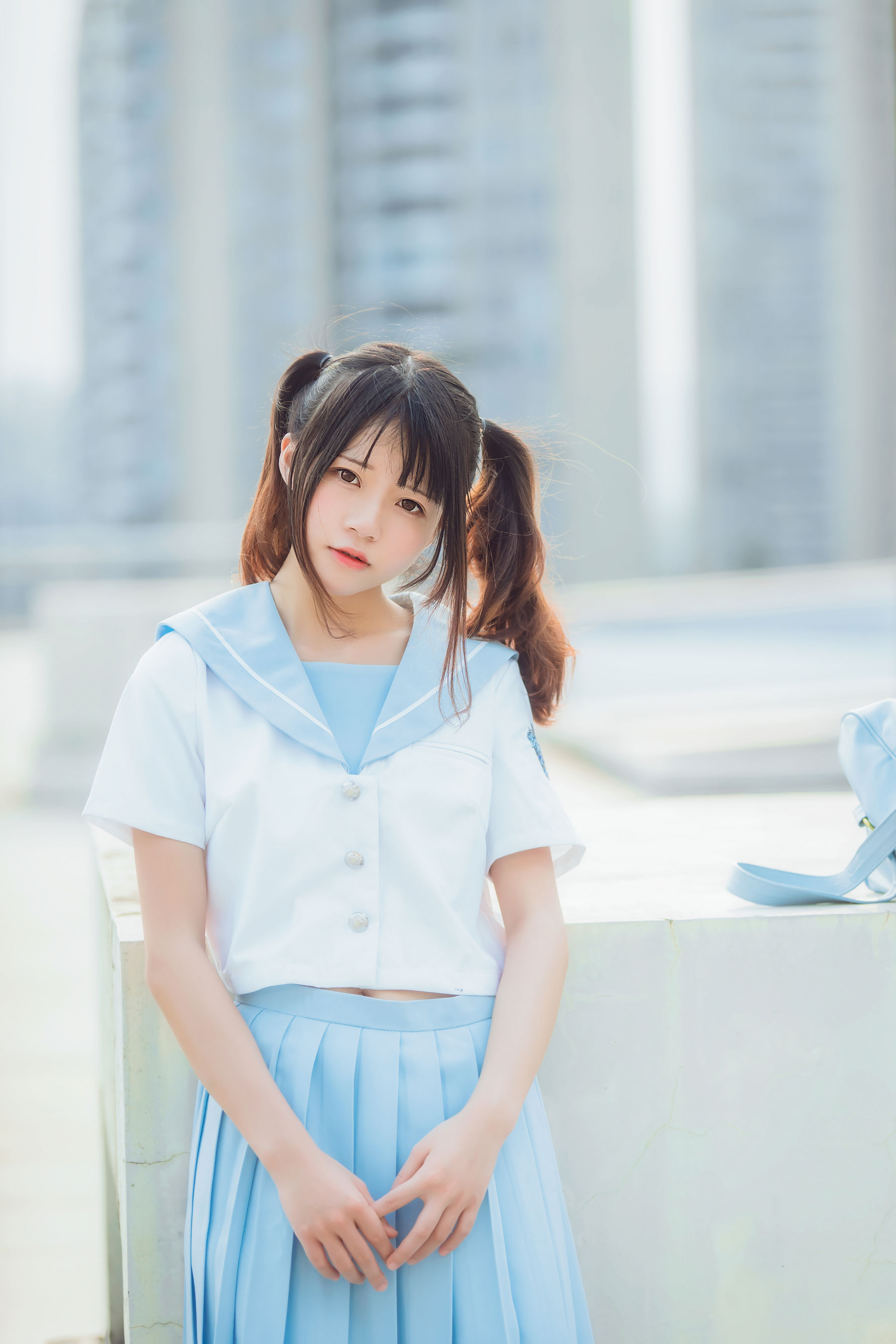 桜桃喵 – 少女之微风轻轻起 [19P]