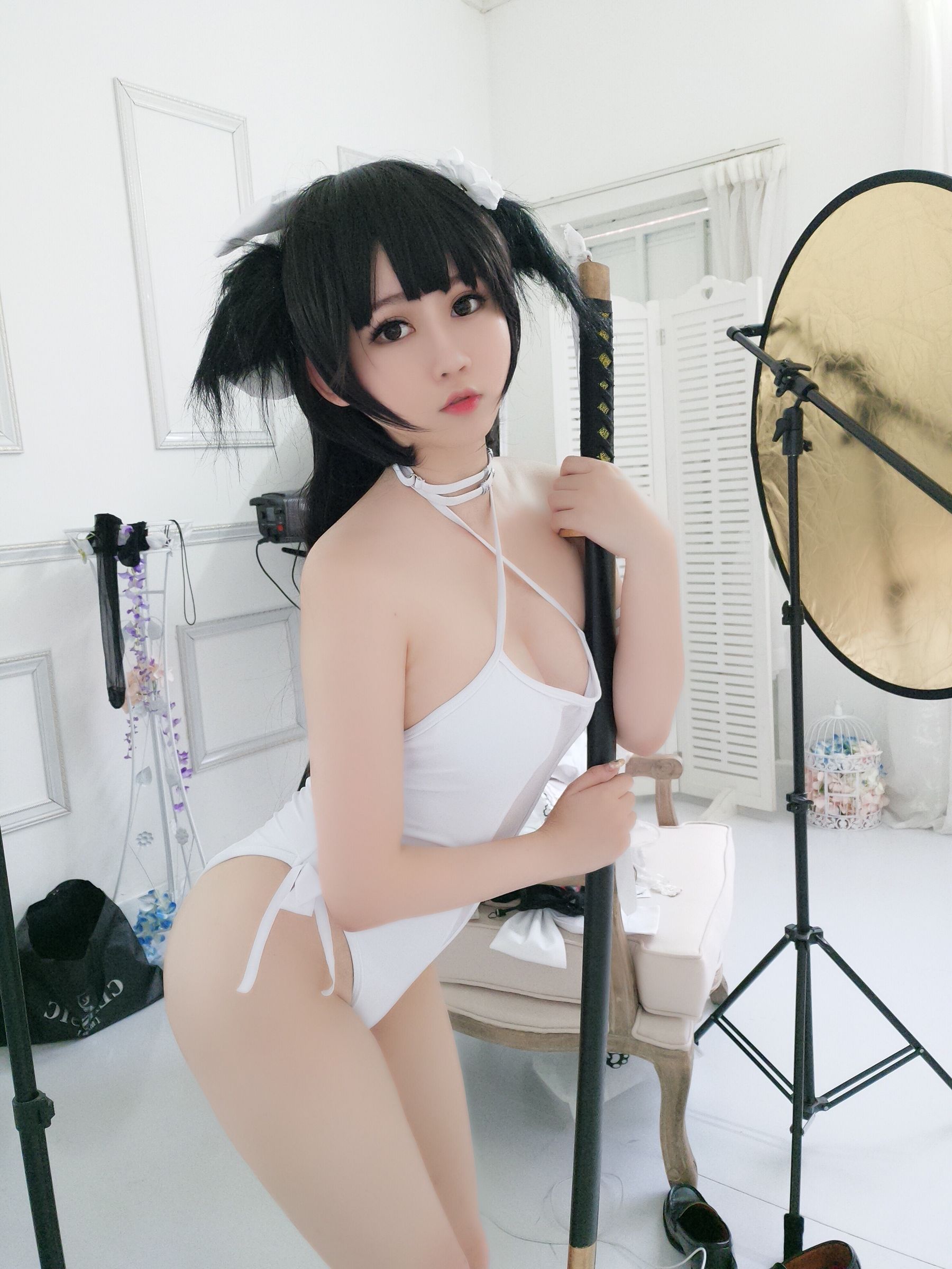蜜桃少女是依酱呀 爱岩 [14P]