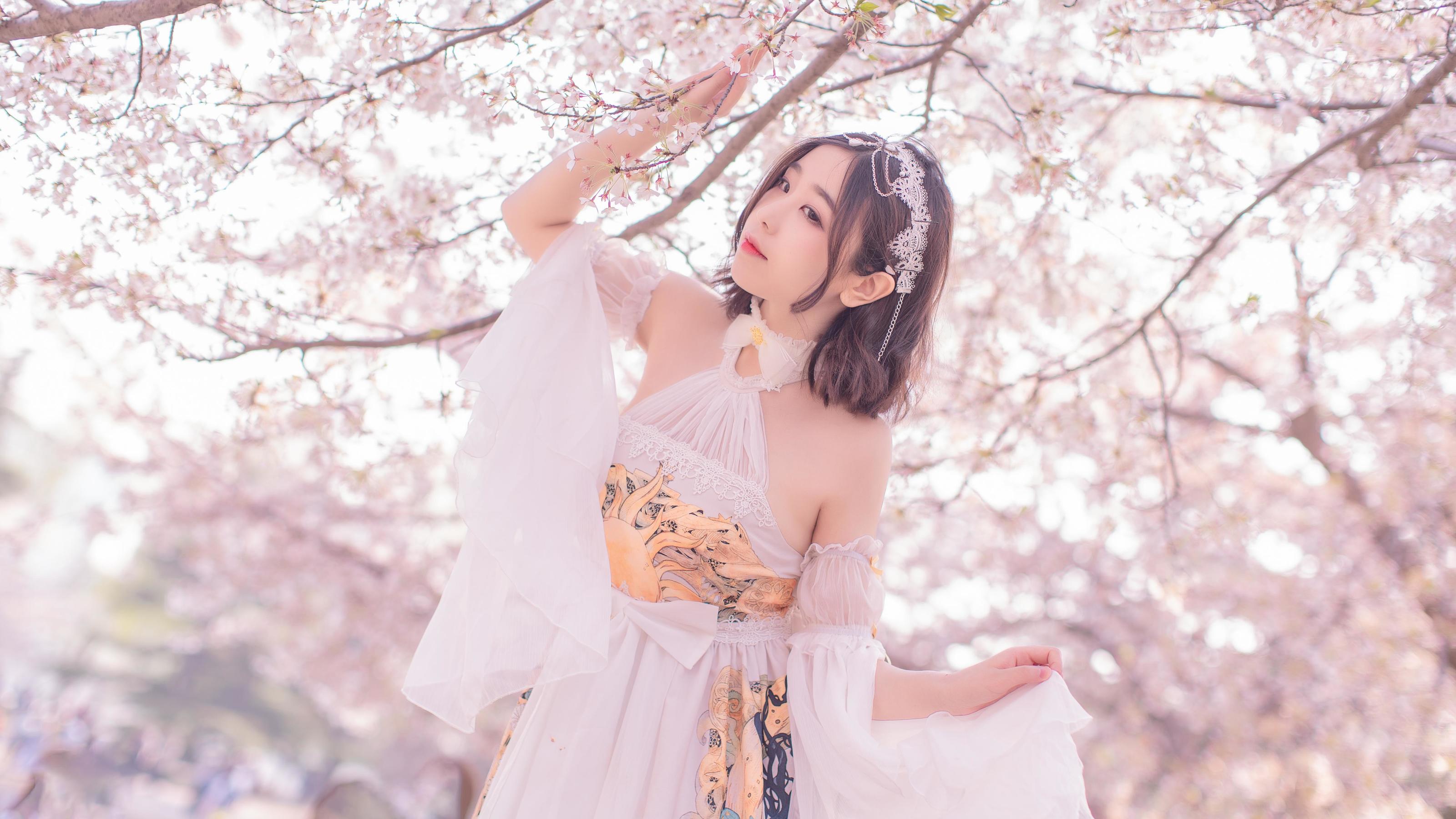 动漫博主穆零Mu0 – 花情 [19P]