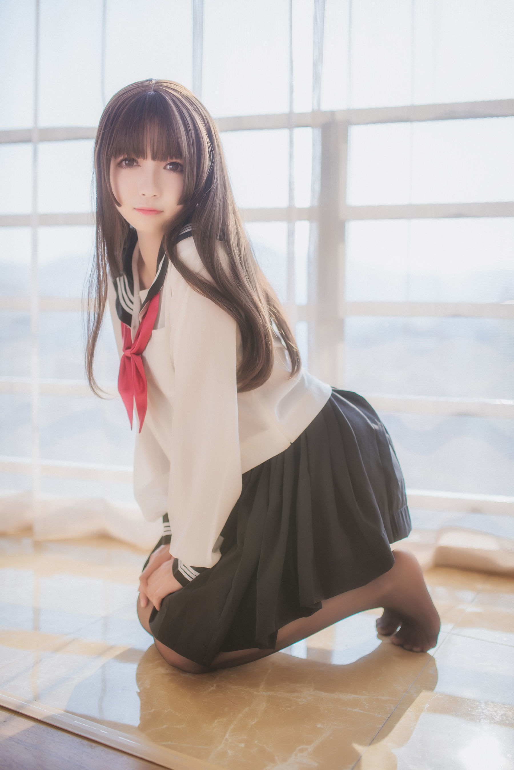 [萝莉COS] 白金Saki – 半透明水手服 [36P]