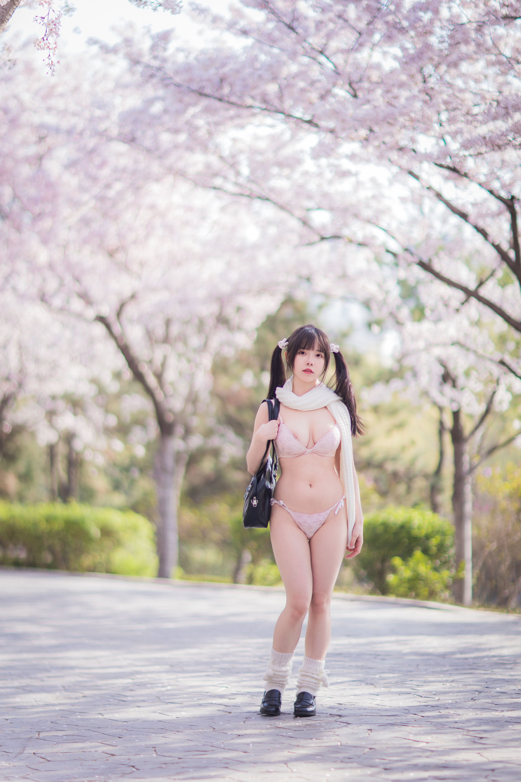 六味帝皇酱 – 樱花JK [53P]