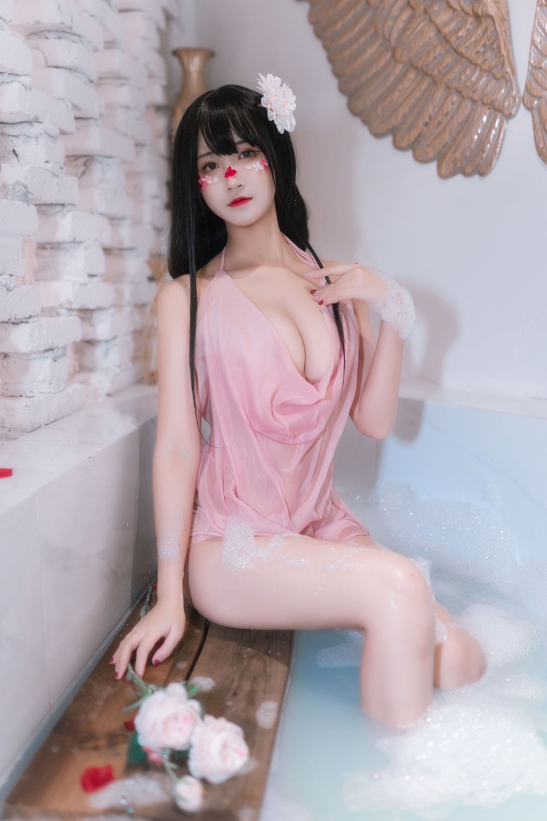微博妹子三度_69 – 花雾 [20P]