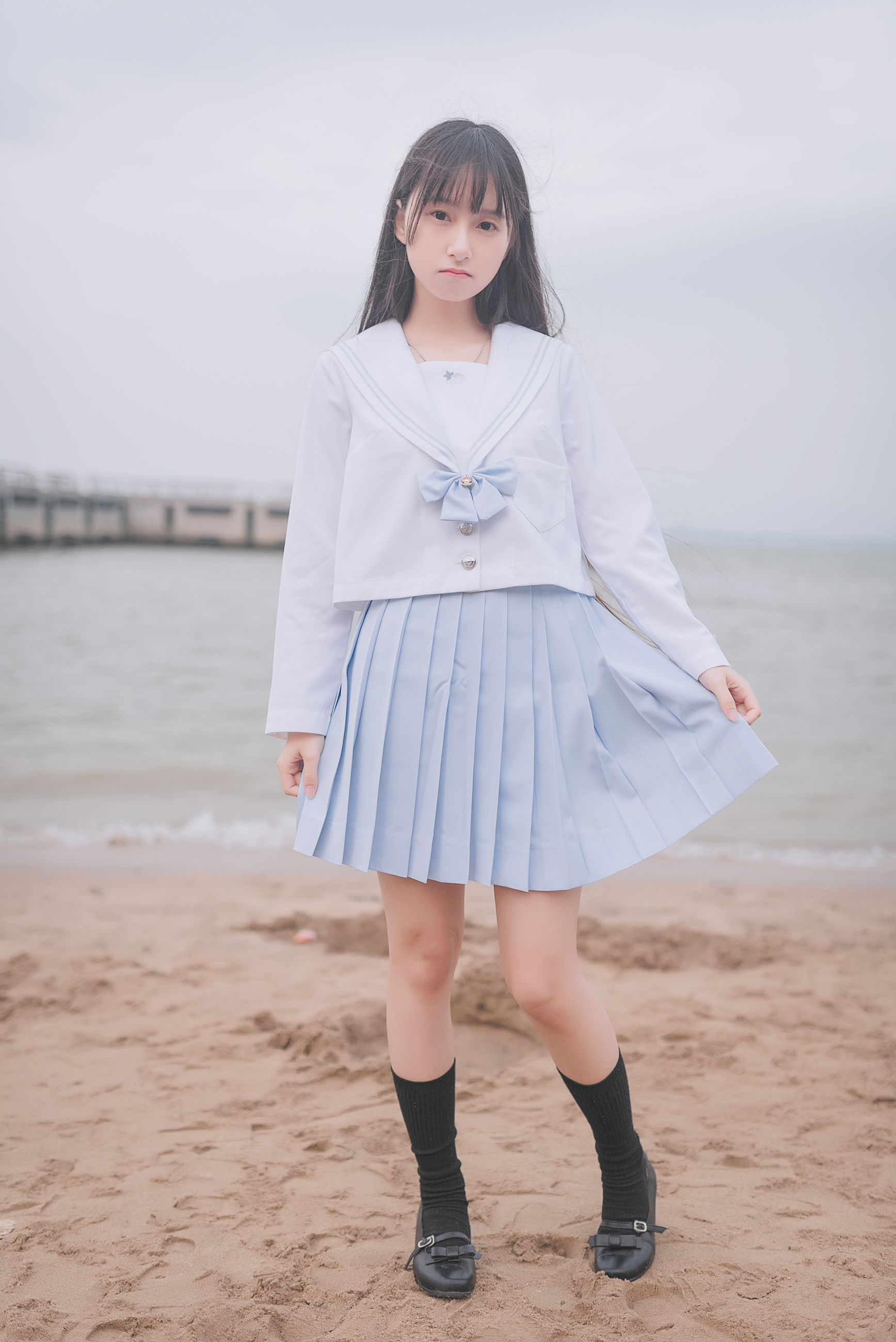 萌妹子伽马羽落子 – 一起去海边 [51P]