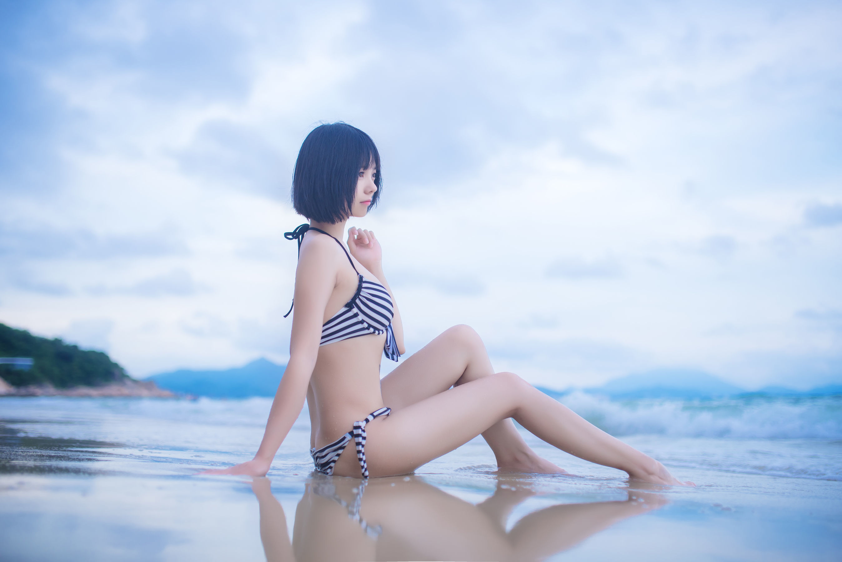 [萝莉COS] 白金Saki – 水着 [27P]