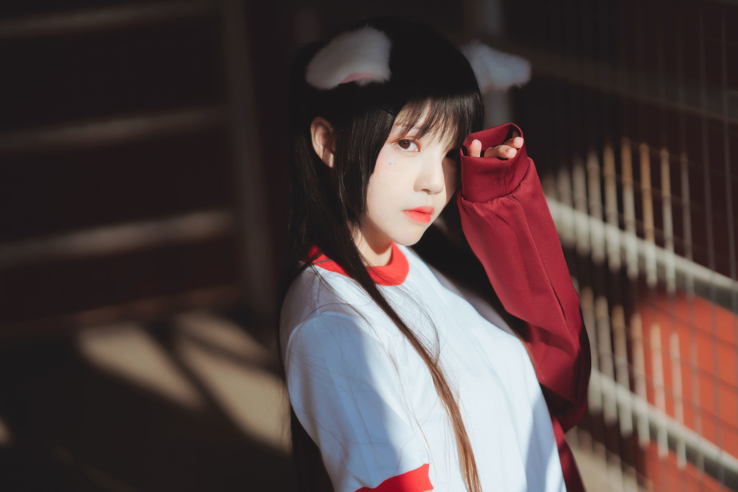 [萝莉COS] 桜桃喵 – 红色体操服 [44P]