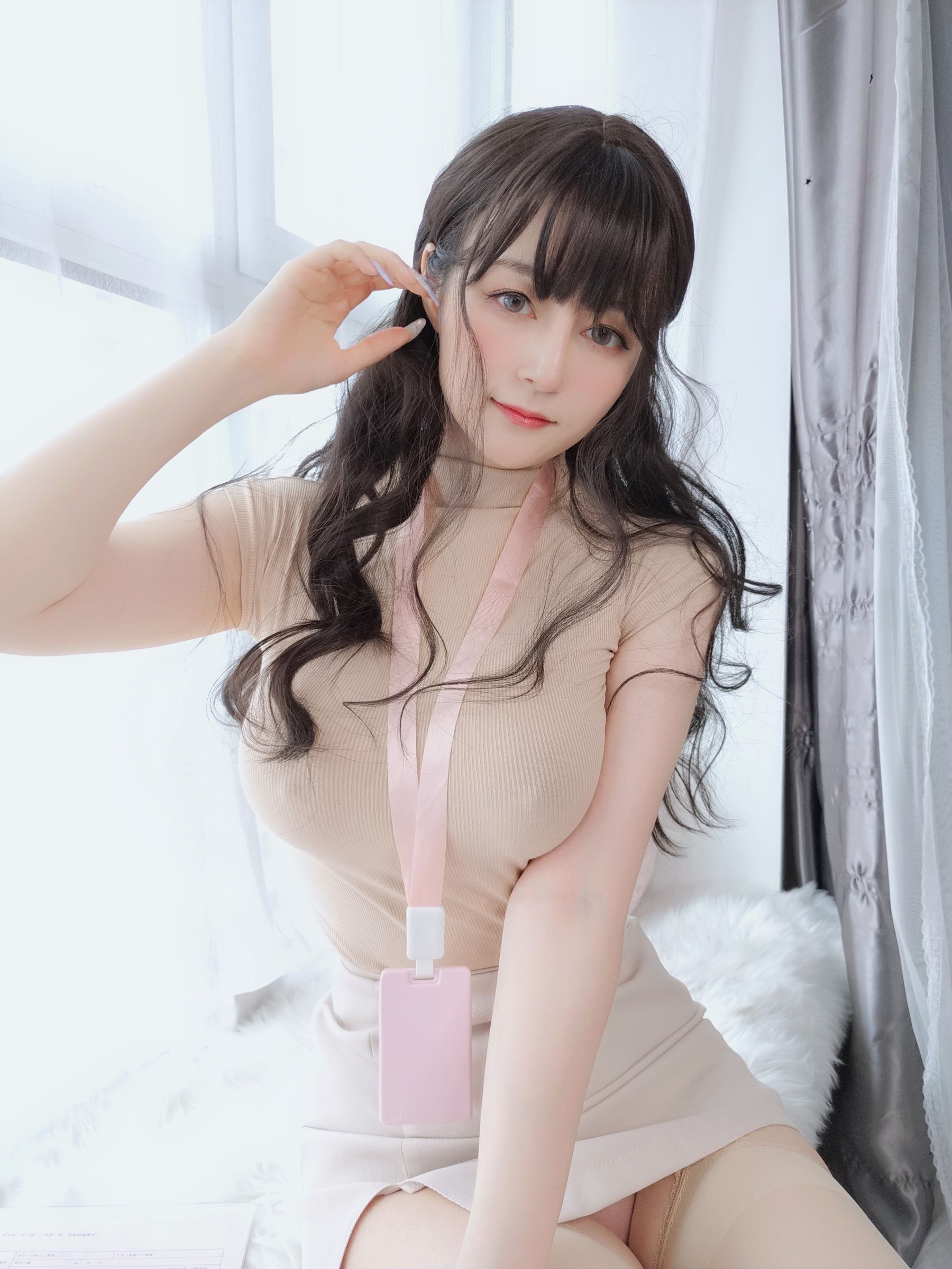 Coser小姐姐白银 – 上司の意地悪 [24P]
