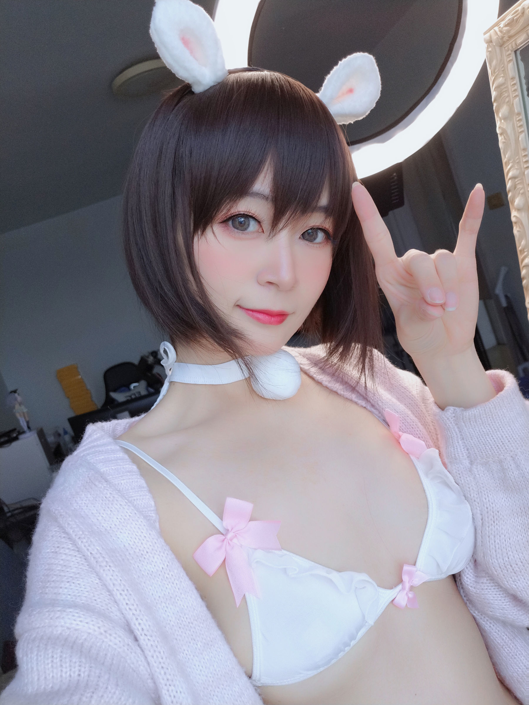 [萝莉COS] 白银 – 可爱兔子 [40P]