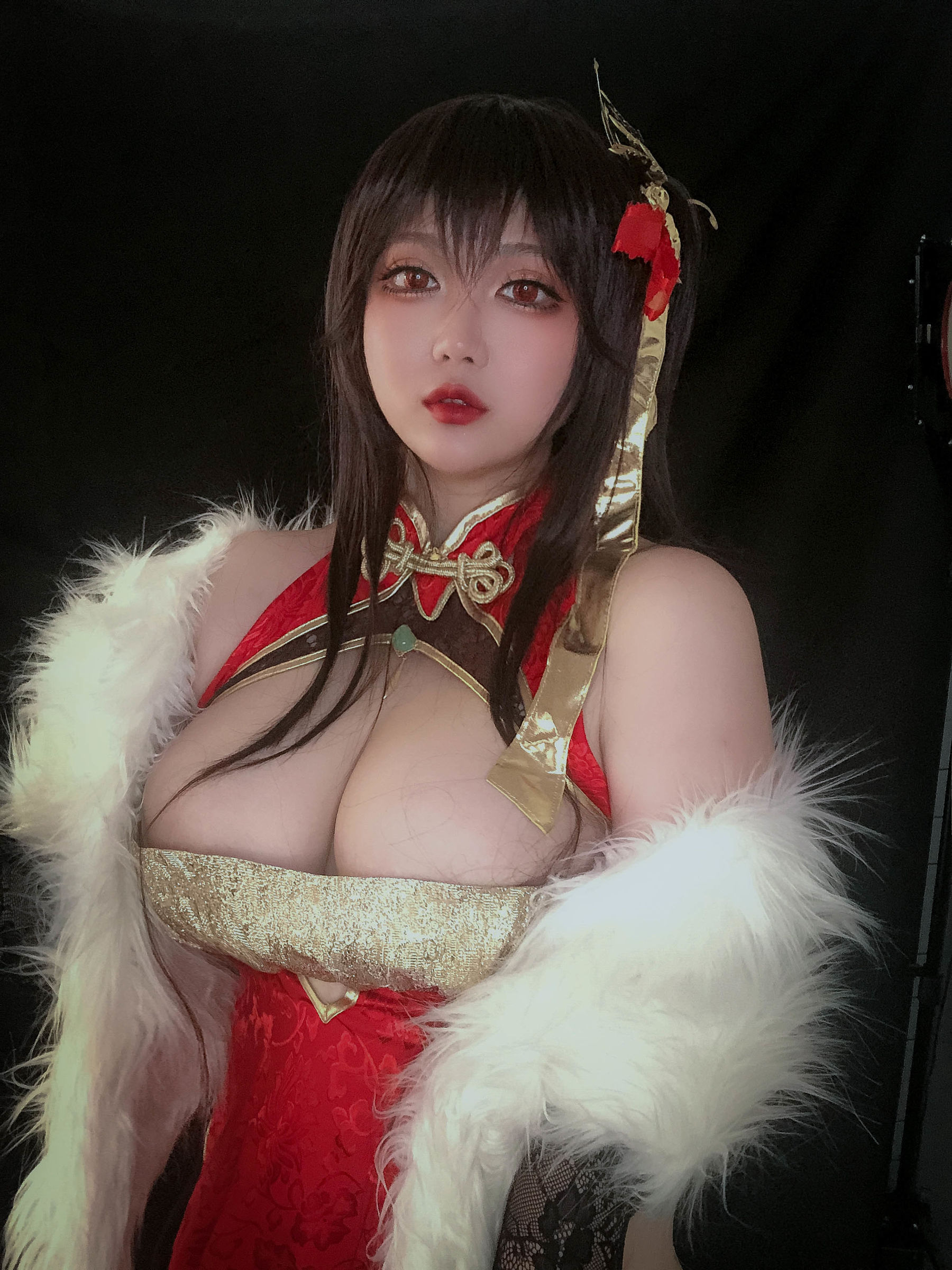 COS酱椒妮佐仁 – 大凤 [13P]