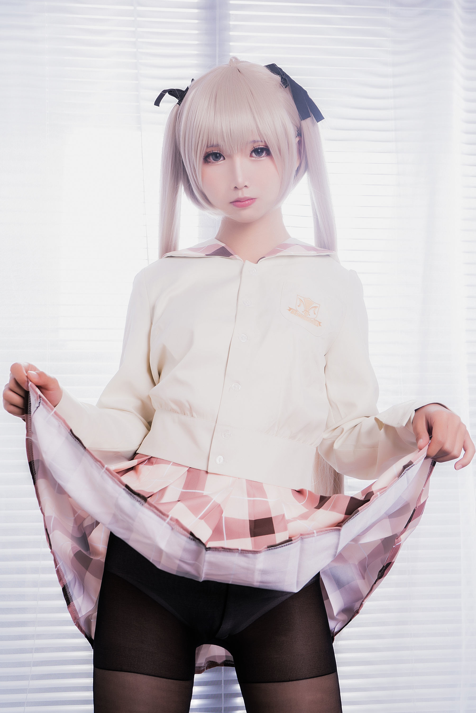 [萝莉COS] 面饼仙儿 – 黑丝穹妹 [48P]