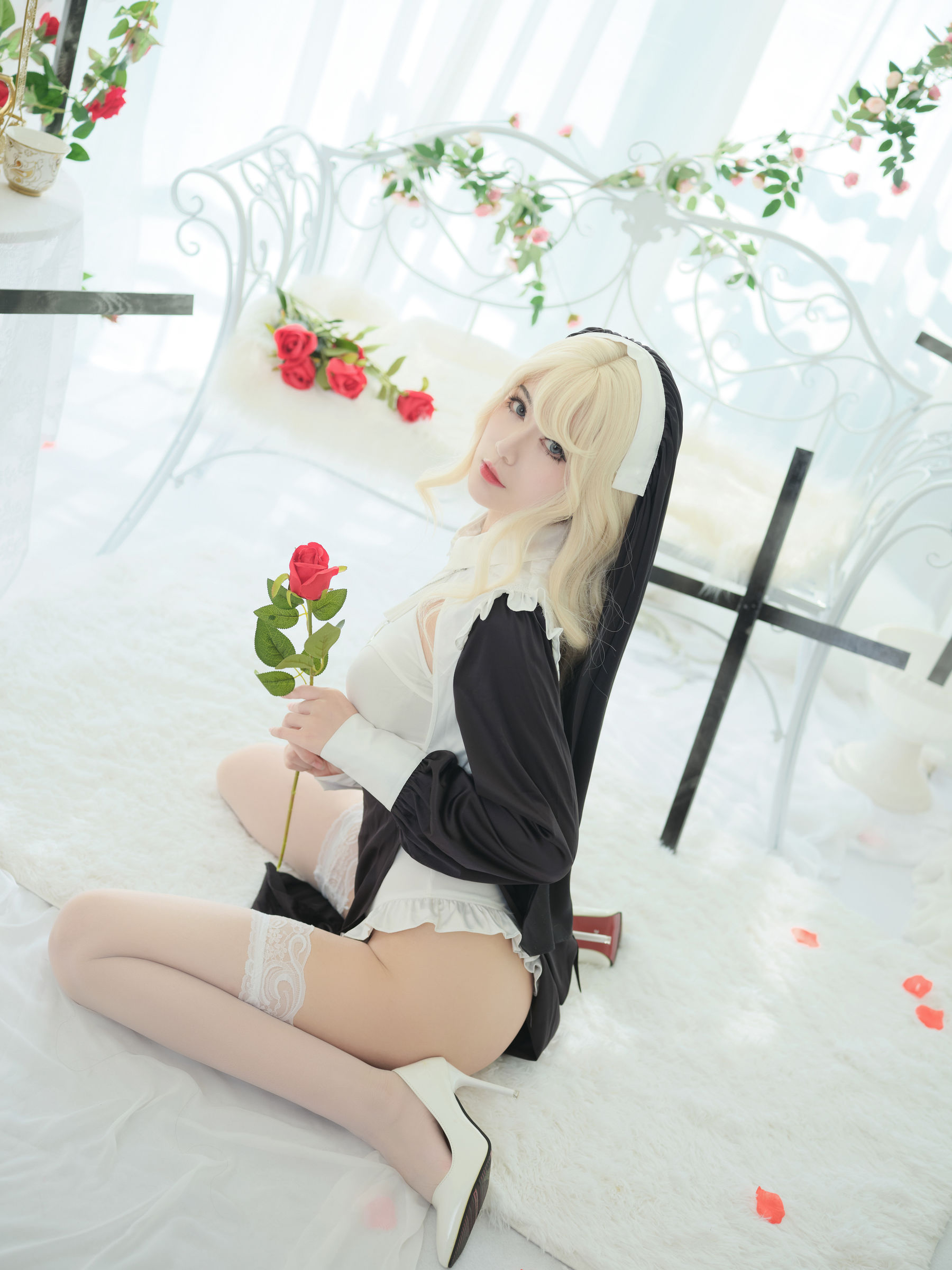 一米八的大梨子 – 修女 [36P]