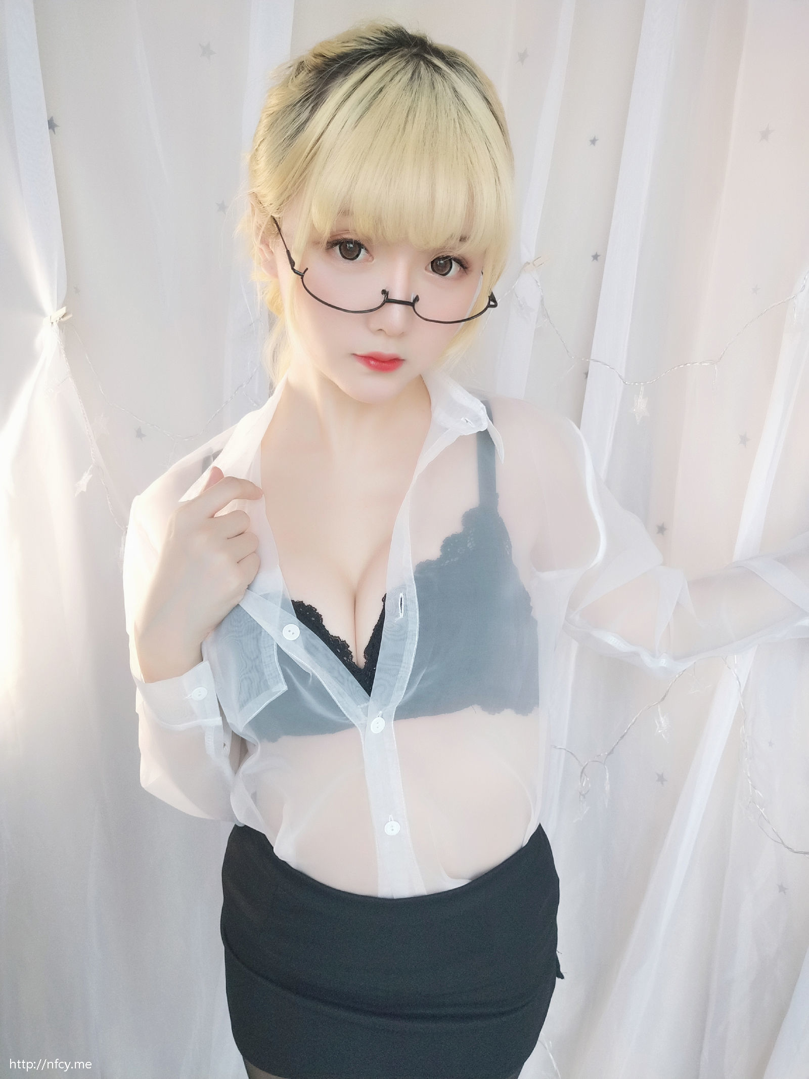 [萝莉COS] 星之迟迟 VOL.11 今晚加班包 [58P]