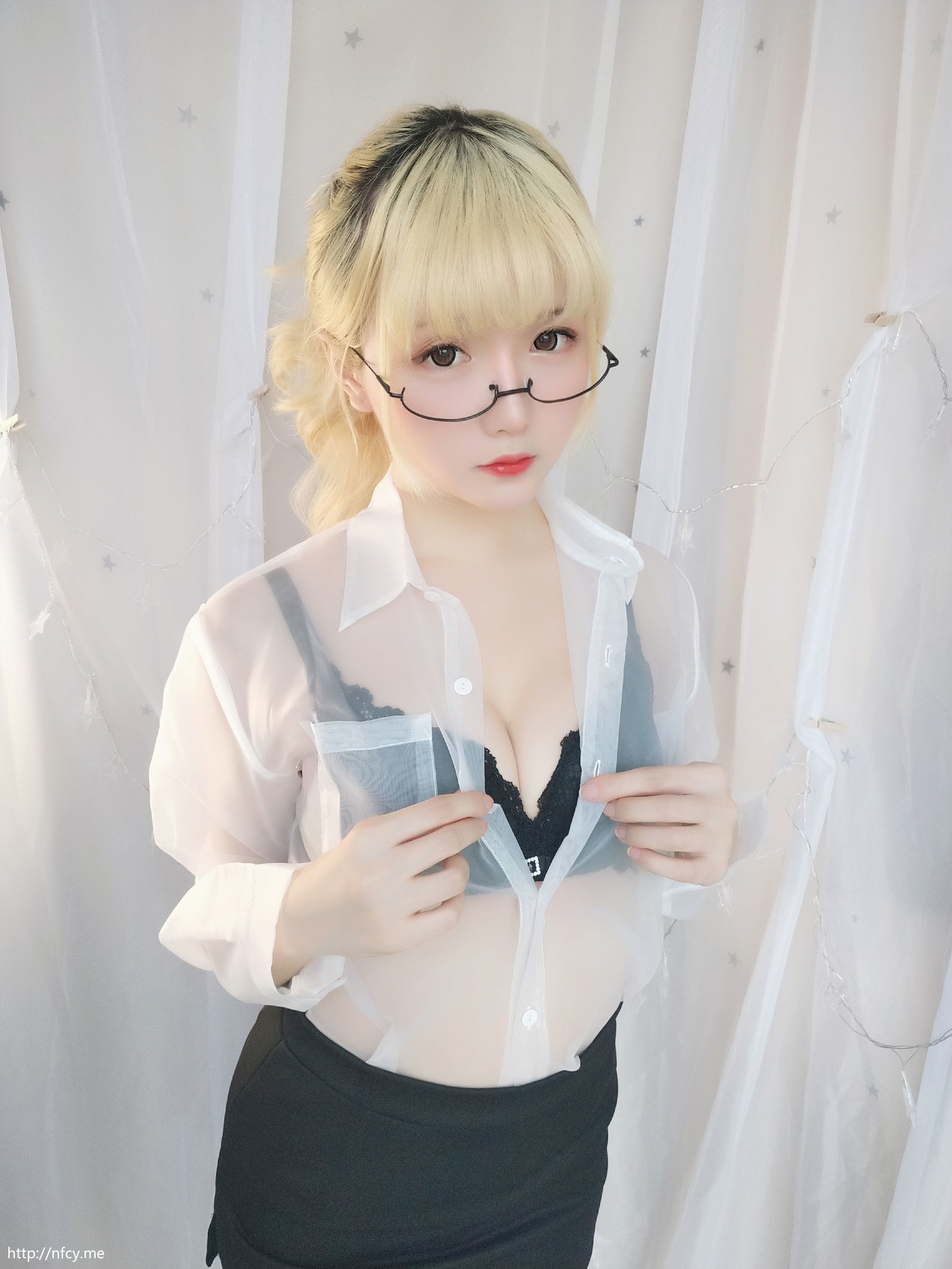 [萝莉COS] 星之迟迟 VOL.11 今晚加班包 [58P]