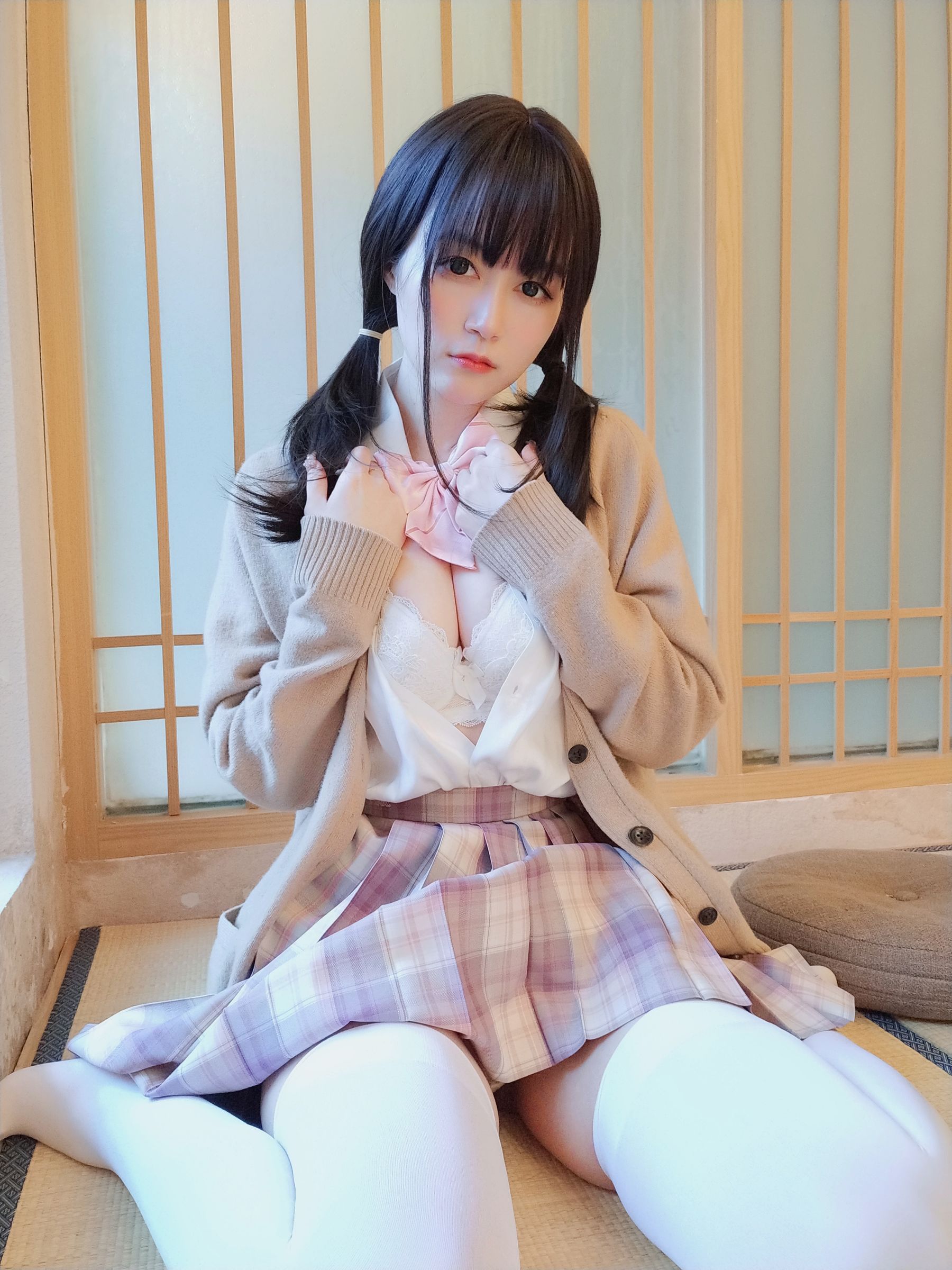 Coser小姐姐白银 – 女场浴池(下) [59P]