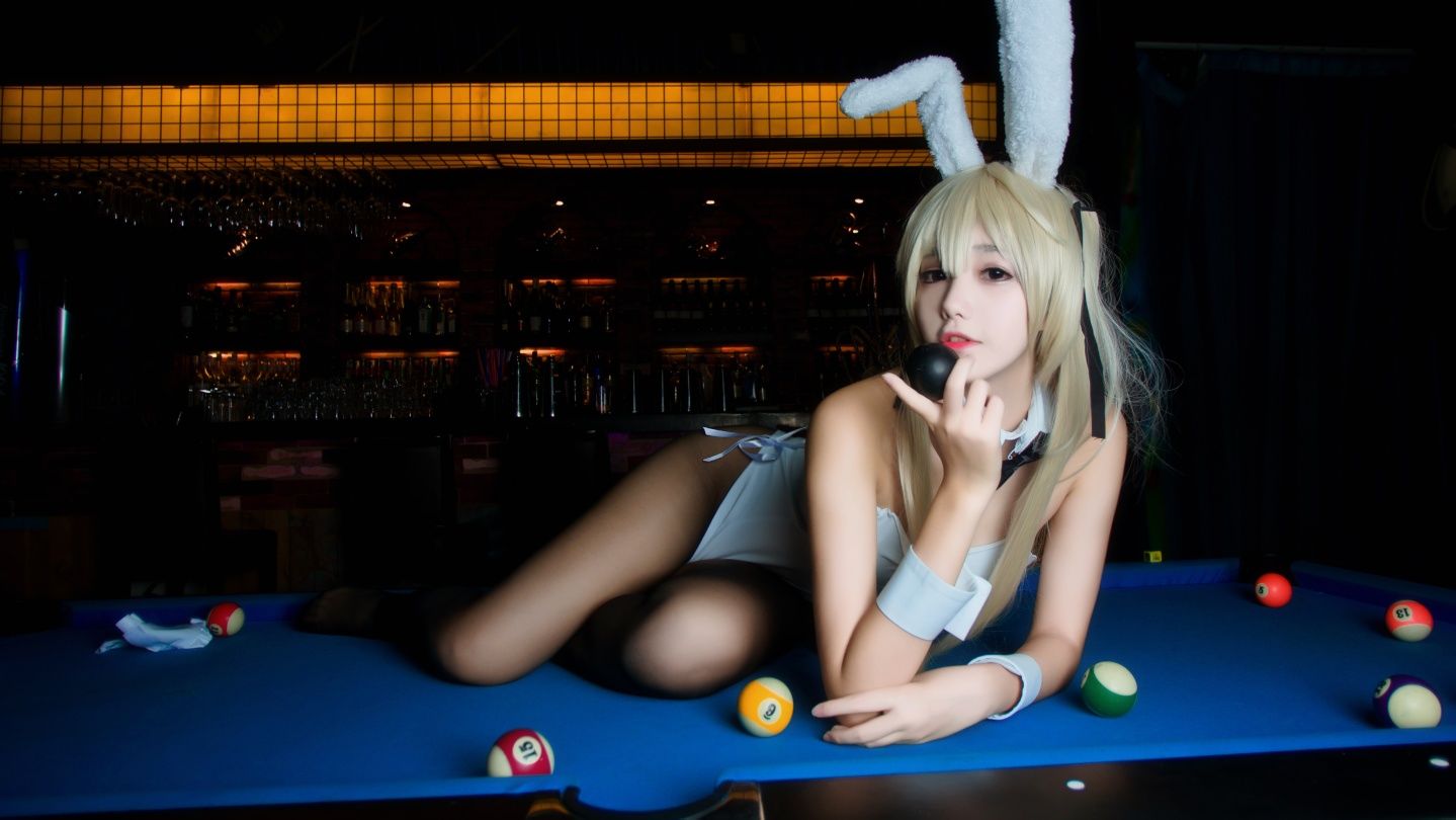 [Cosplay写真] 动漫博主南桃Momoko – 兔女郎 [12P]