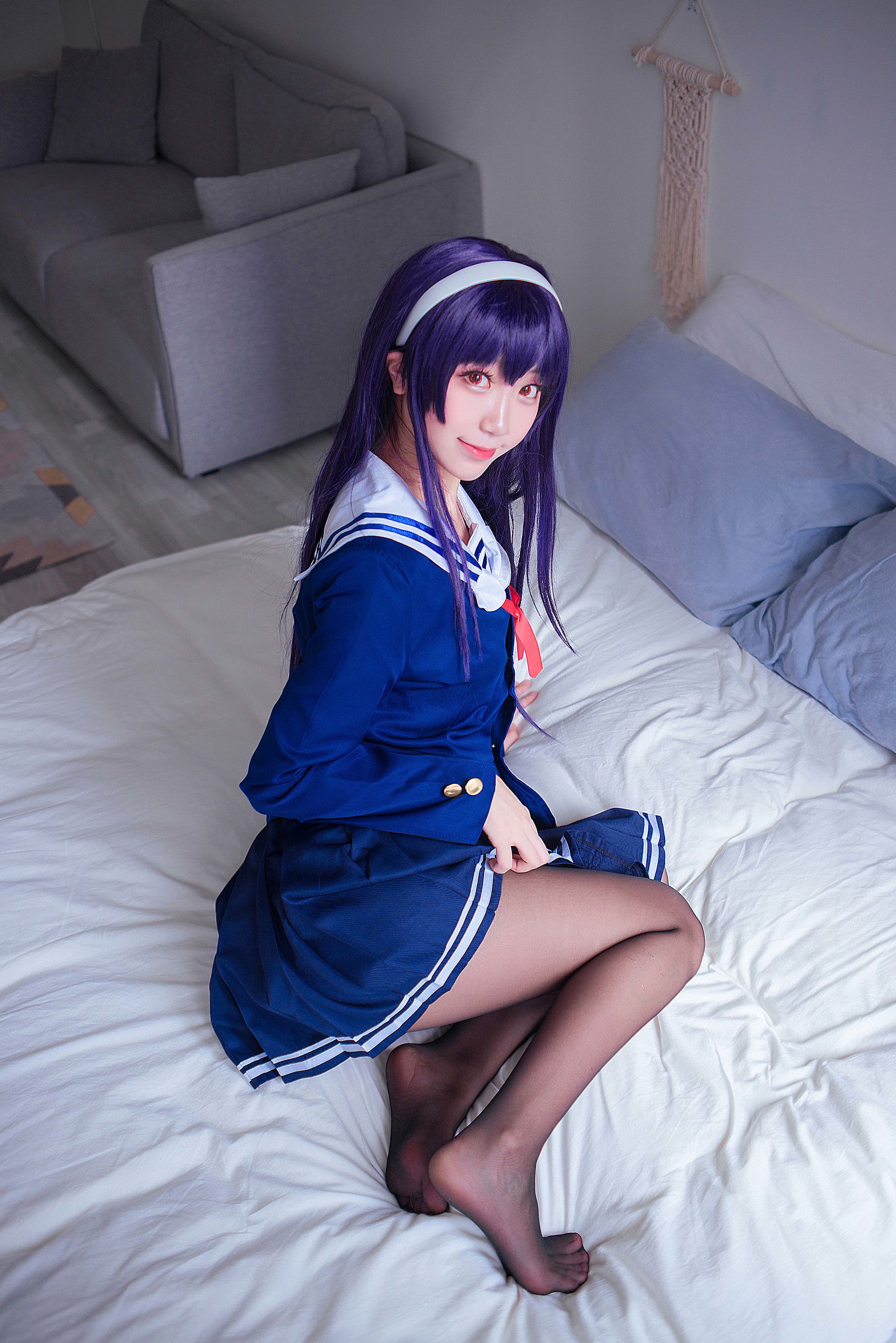 [Cosplay写真] 人气Coser黑川 – 学姐 [10P]