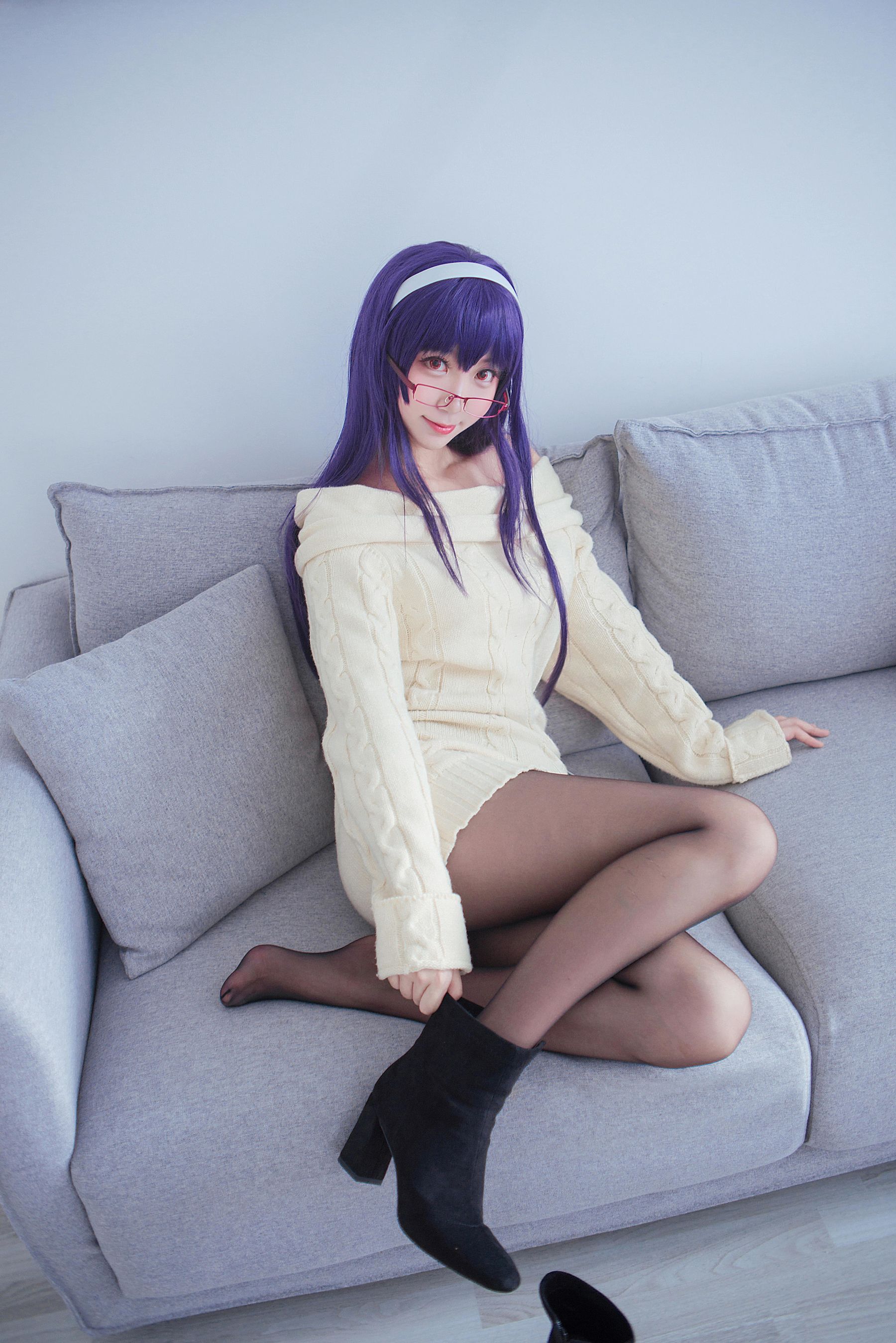 [Cosplay写真] 人气Coser黑川 – 学姐 [10P]