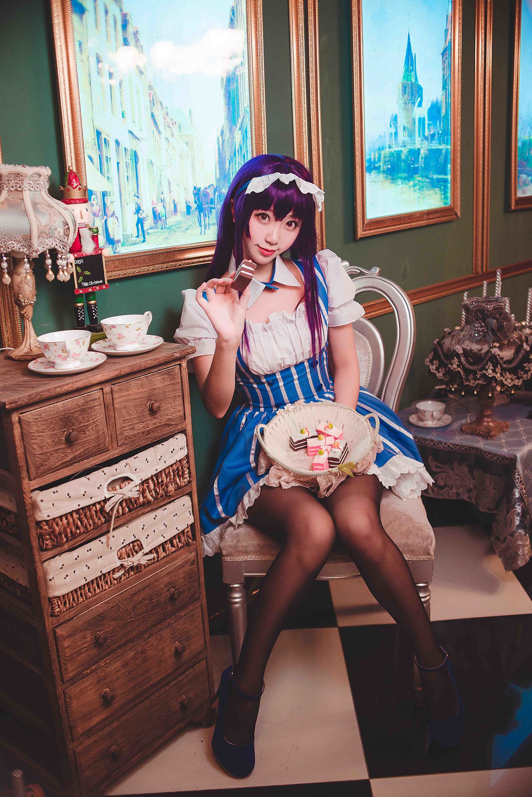 [Cosplay写真] 人气Coser黑川 – 学姐 [10P]