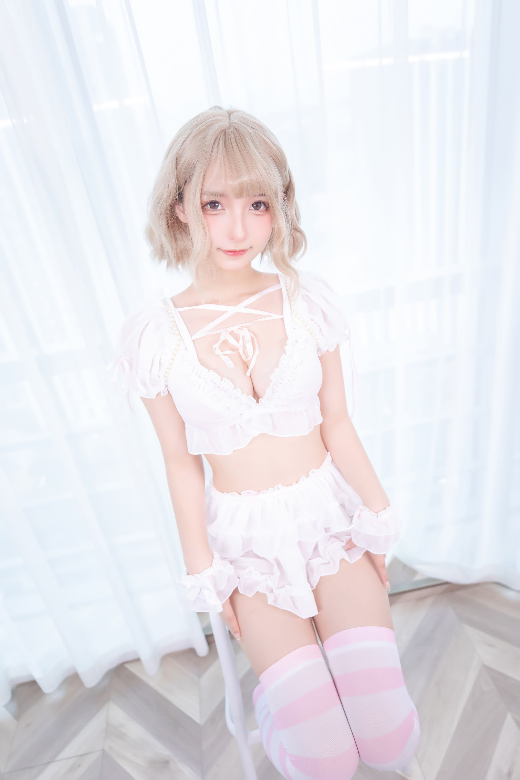 萝莉神楽板真冬 – 虎年01月微博订阅 [64P]