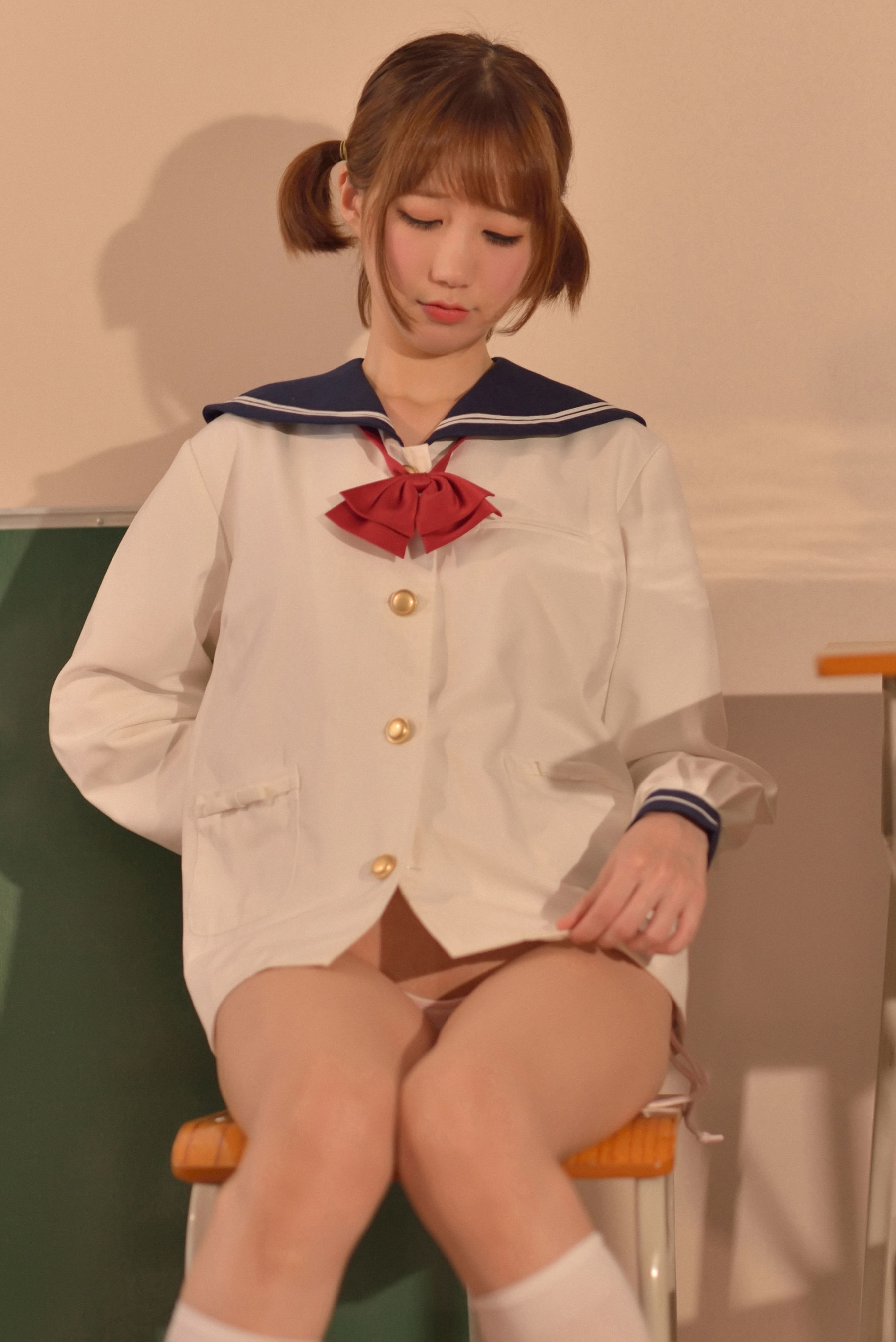 [萝莉COS] NAGISA魔物喵 VOL.08 生理课 [75P]