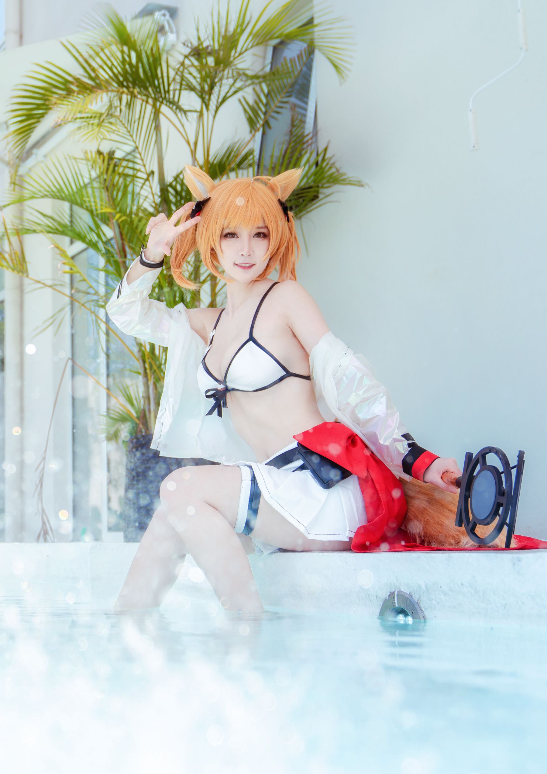 [Cosplay写真] 萌宠博主yui金鱼 – 空泳装 [9P]