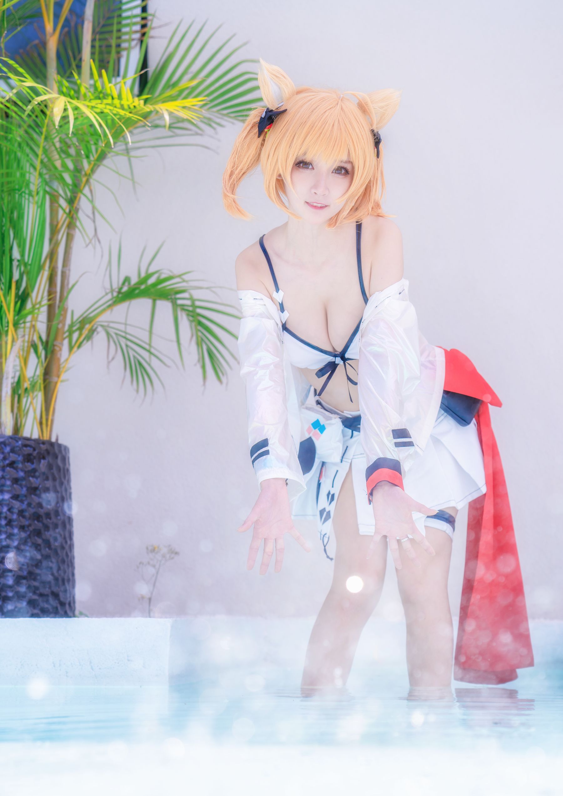 [Cosplay写真] 萌宠博主yui金鱼 – 空泳装 [9P]