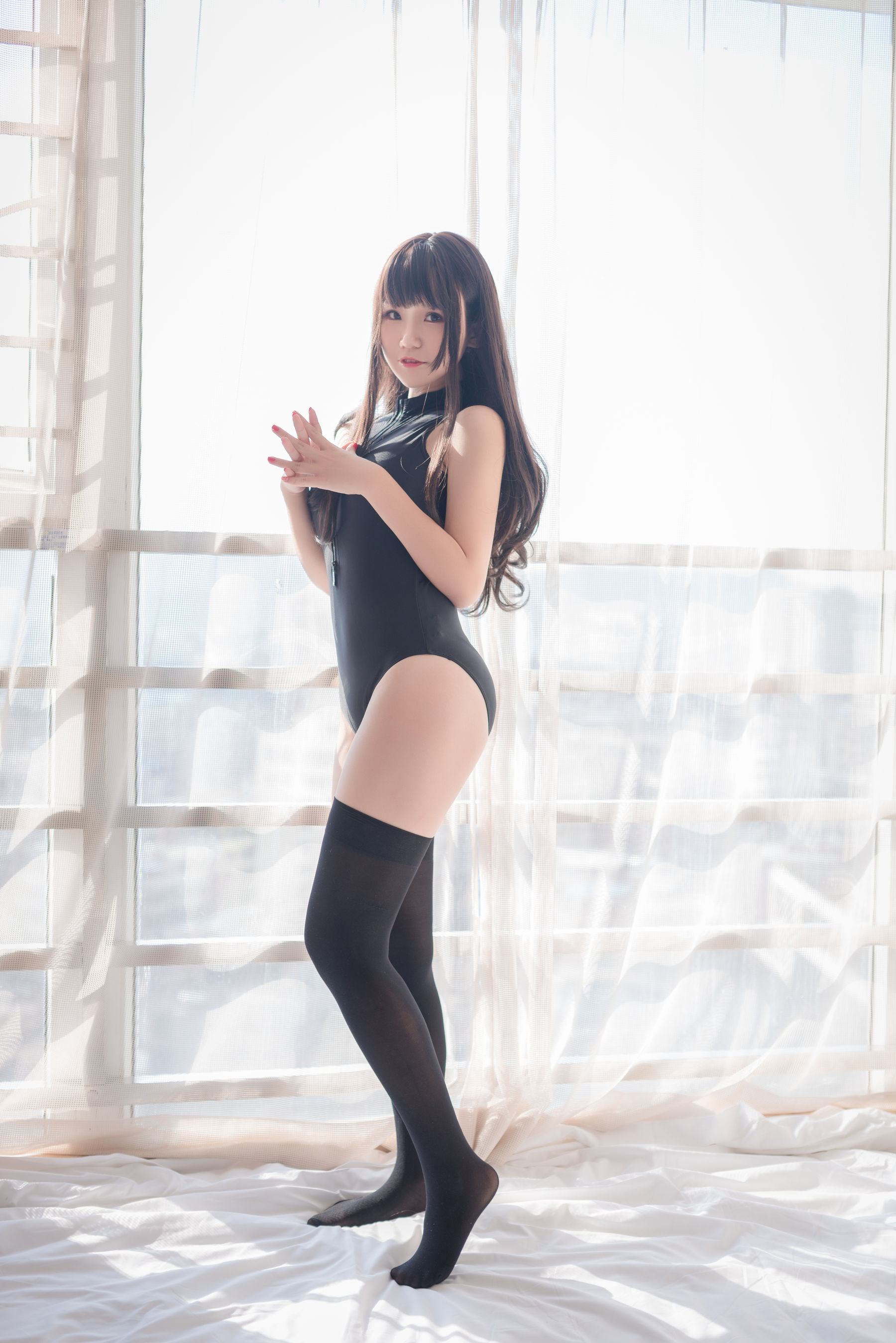[萝莉COS] Yoko宅夏《开胸泳衣2》 [28P]