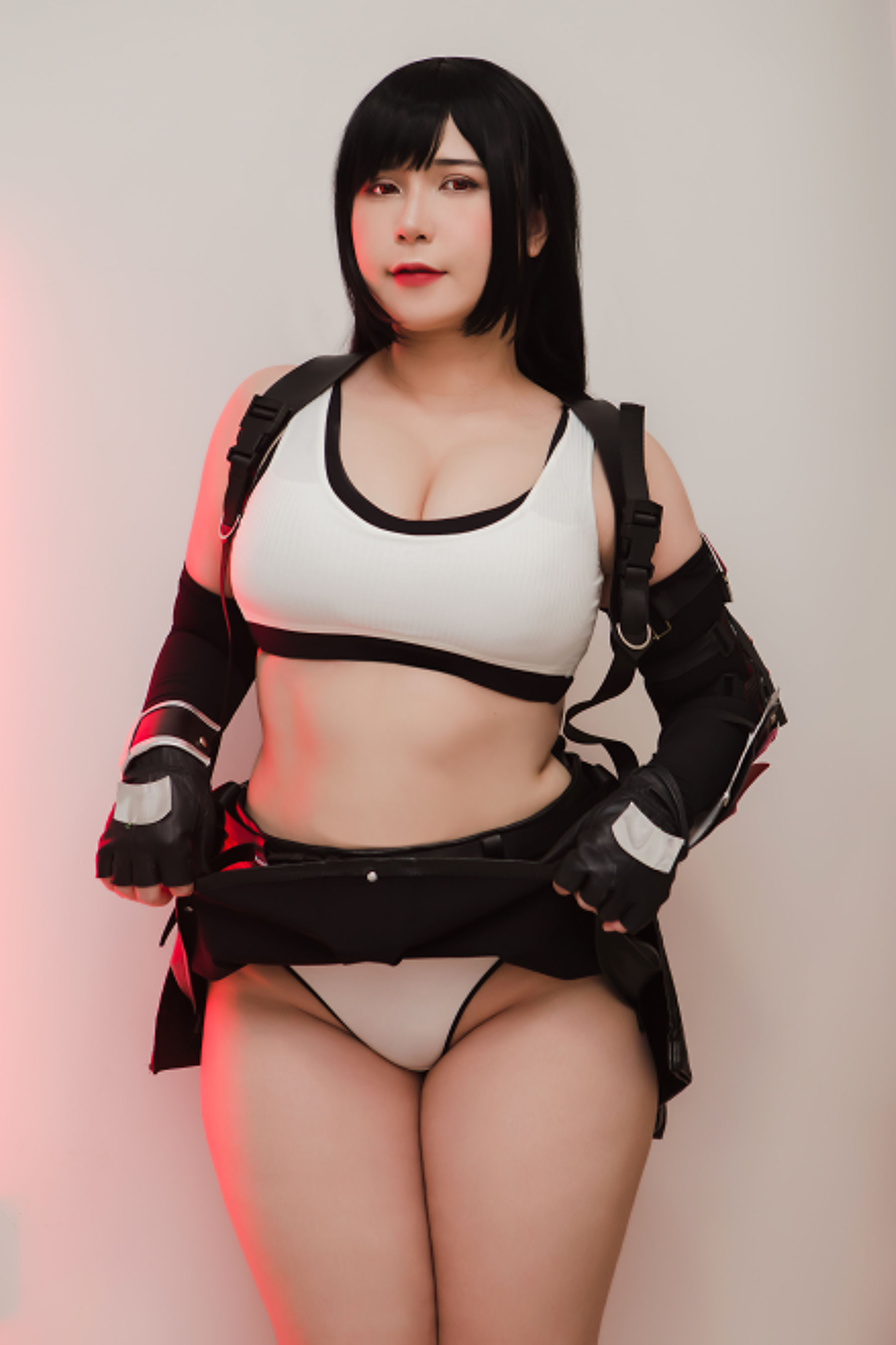 Uy Uy – Tifa Lockhart [17P]