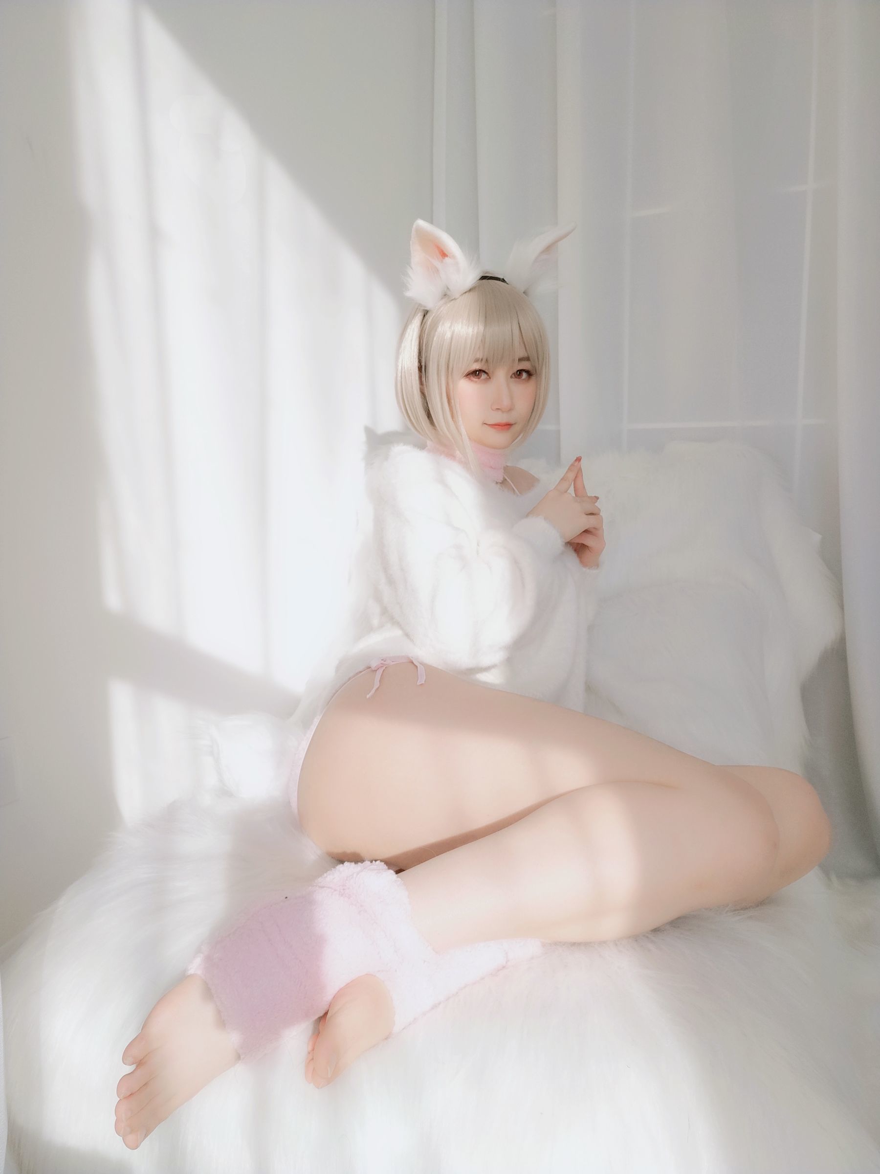 Coser小姐姐白银 小白兔 [105P]