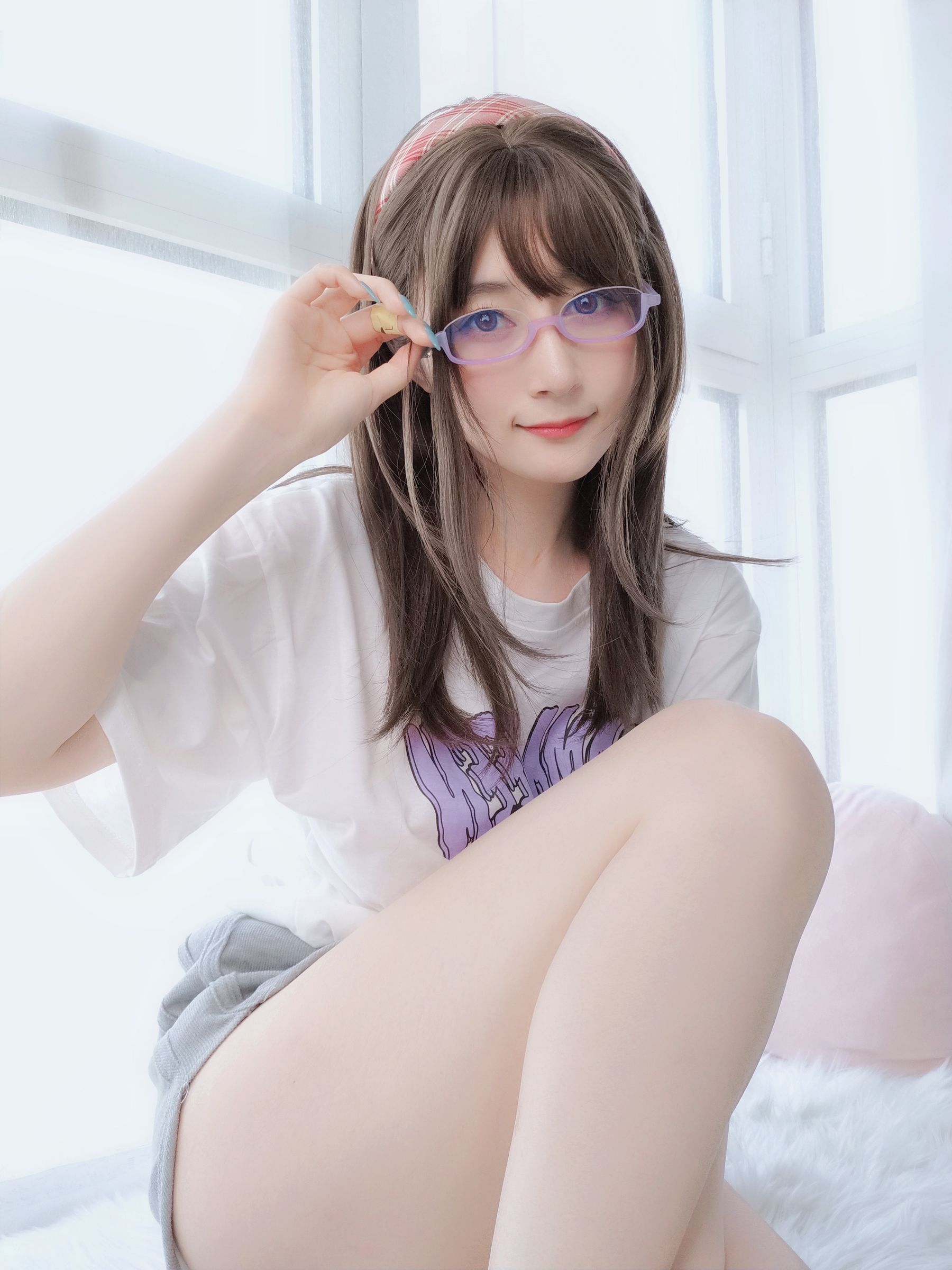 Coser小姐姐白银 – 宅家女友 [41P]