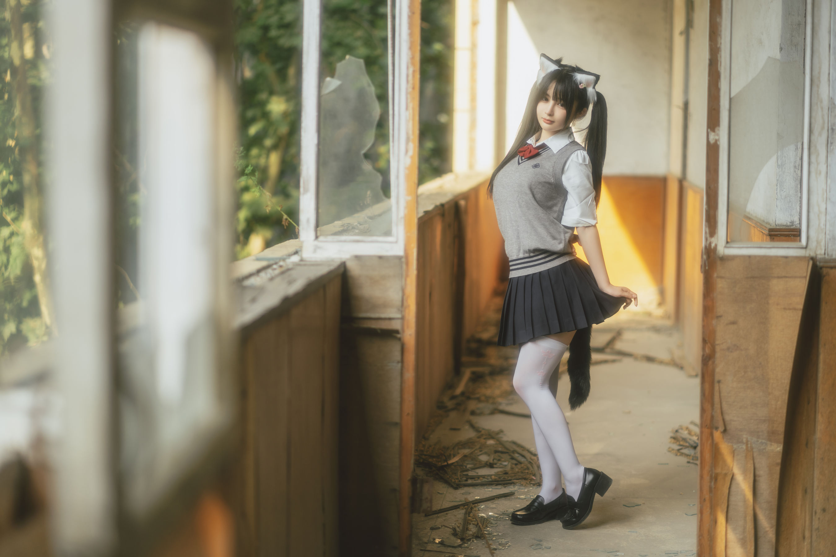 桜井宁宁 – 废墟JK [70P]