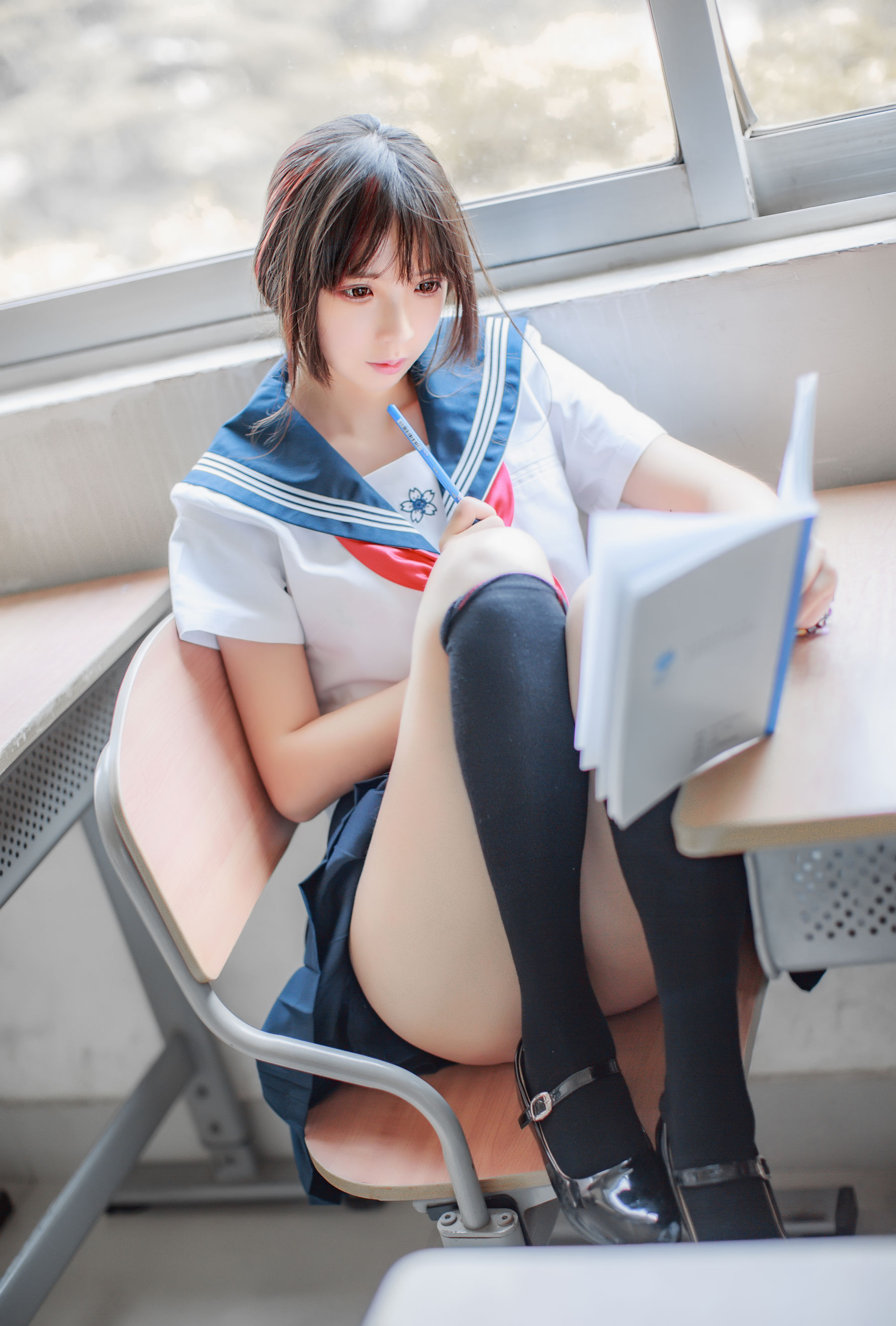 [萝莉COS] 疯猫ss《同桌的水手服》 [41P]