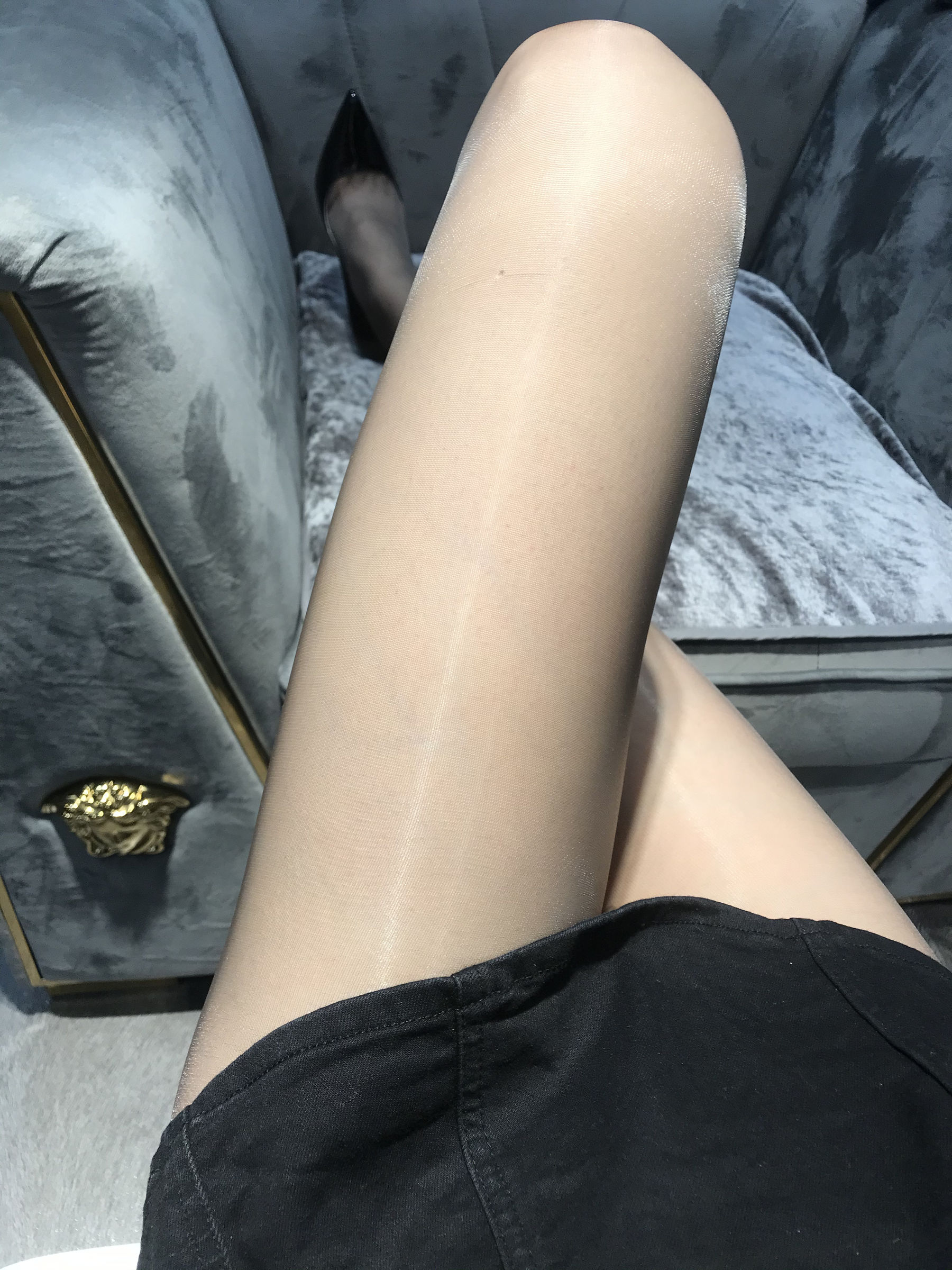 丝足博主麋鹿_Monroe 2020.06.02 灰亮丝 [7P]