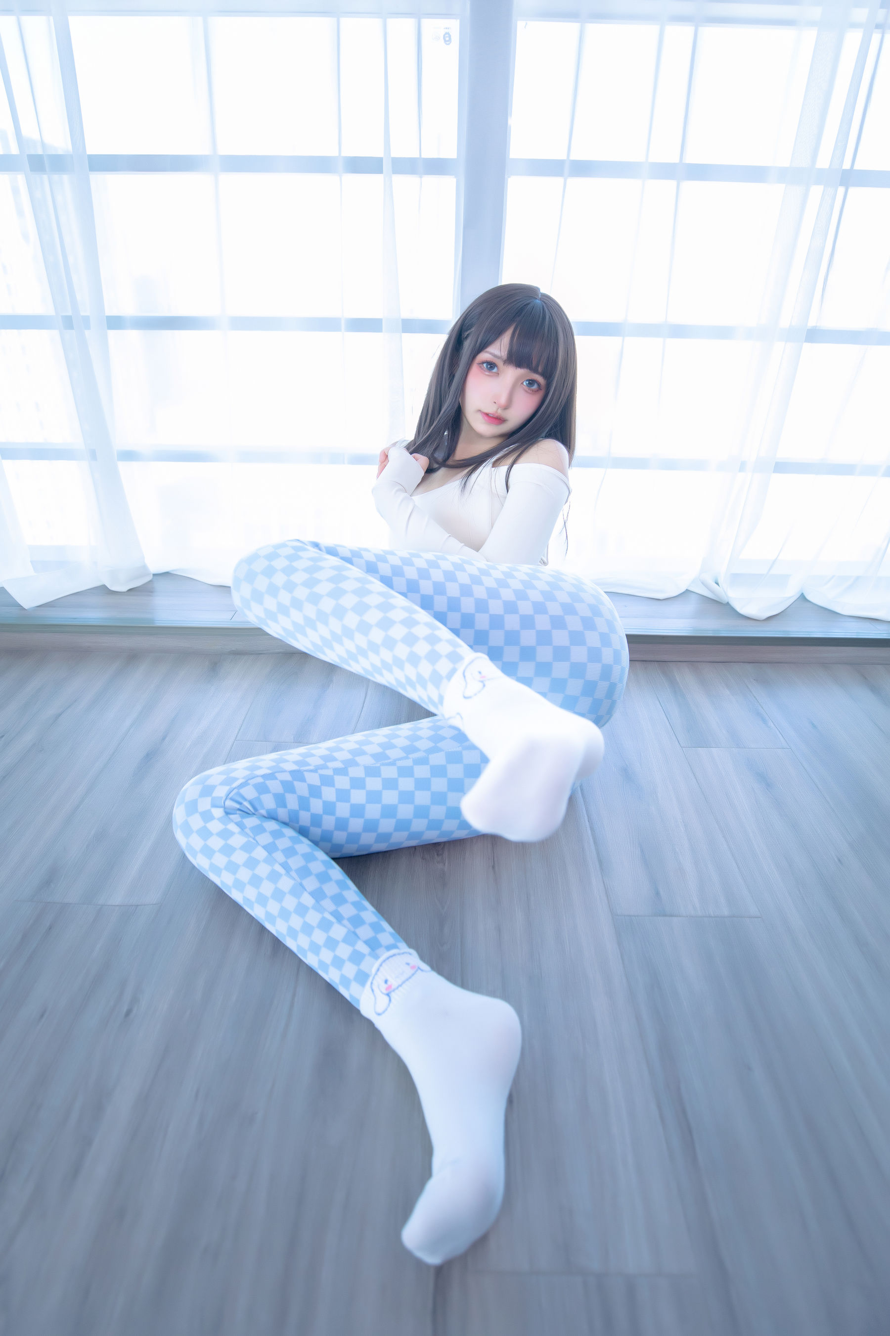 萝莉神楽板真冬 – 蓝白格 [75P]