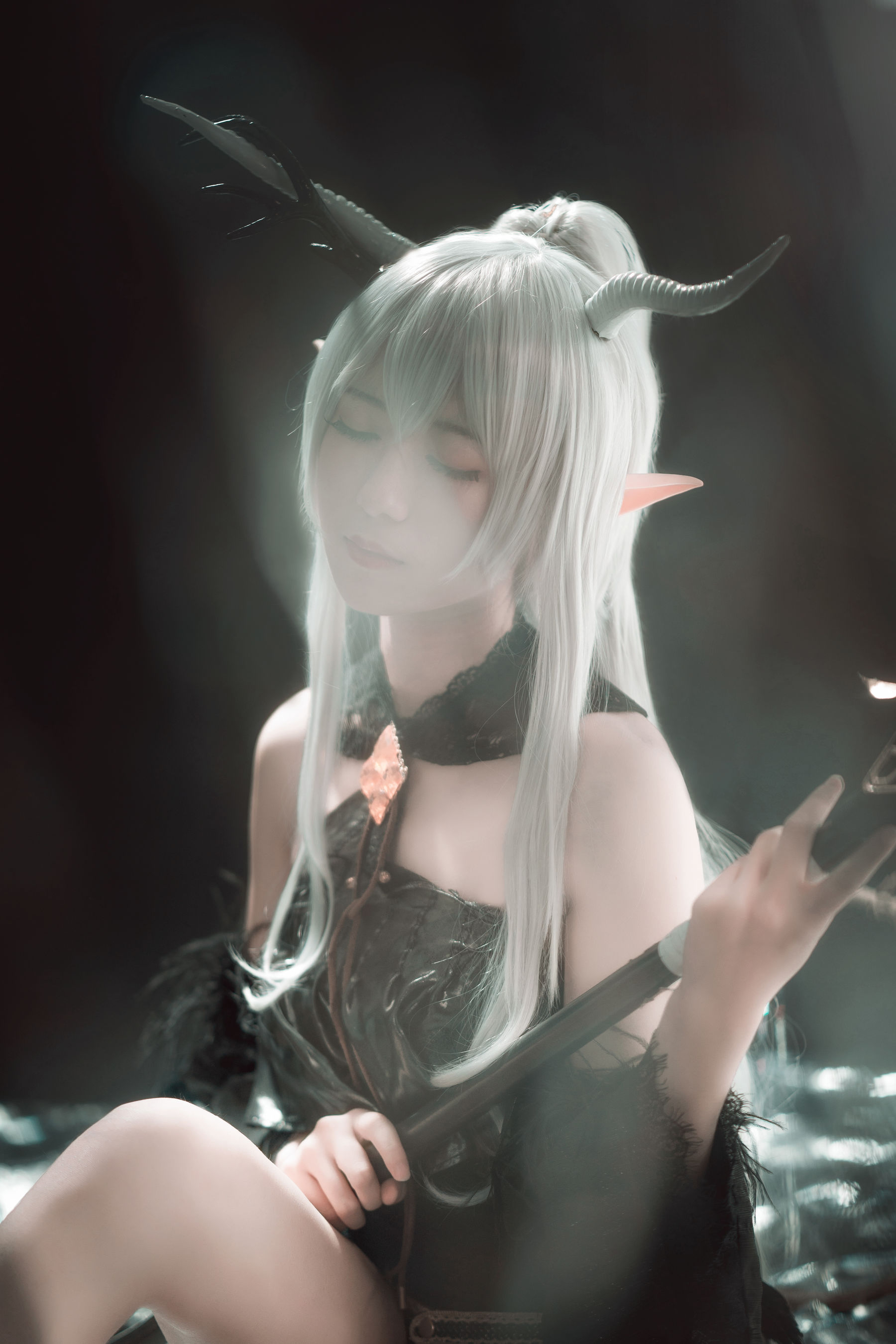 小姐姐弥音音ww 明日方舟 闪灵 [16P]