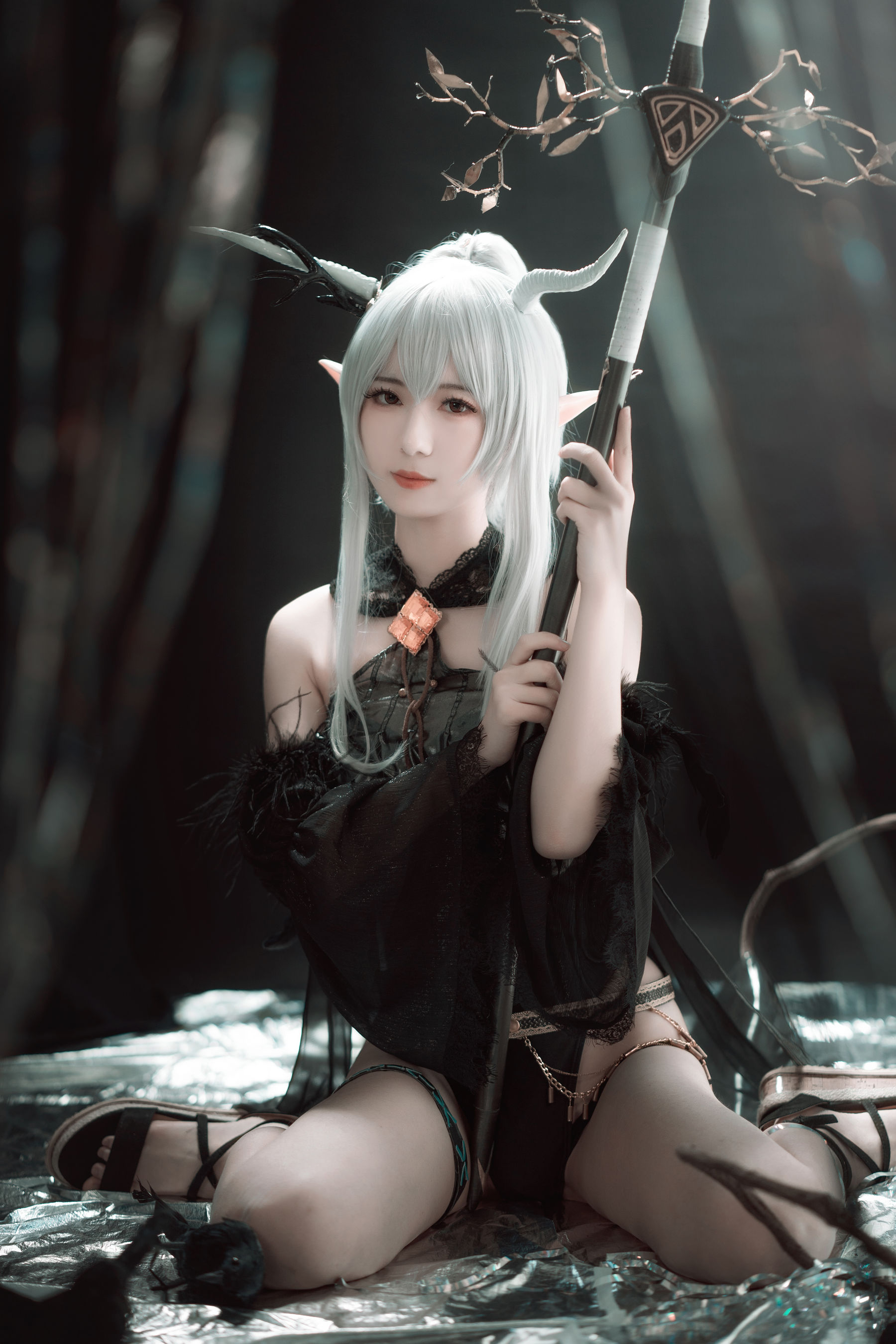 小姐姐弥音音ww 明日方舟 闪灵 [16P]