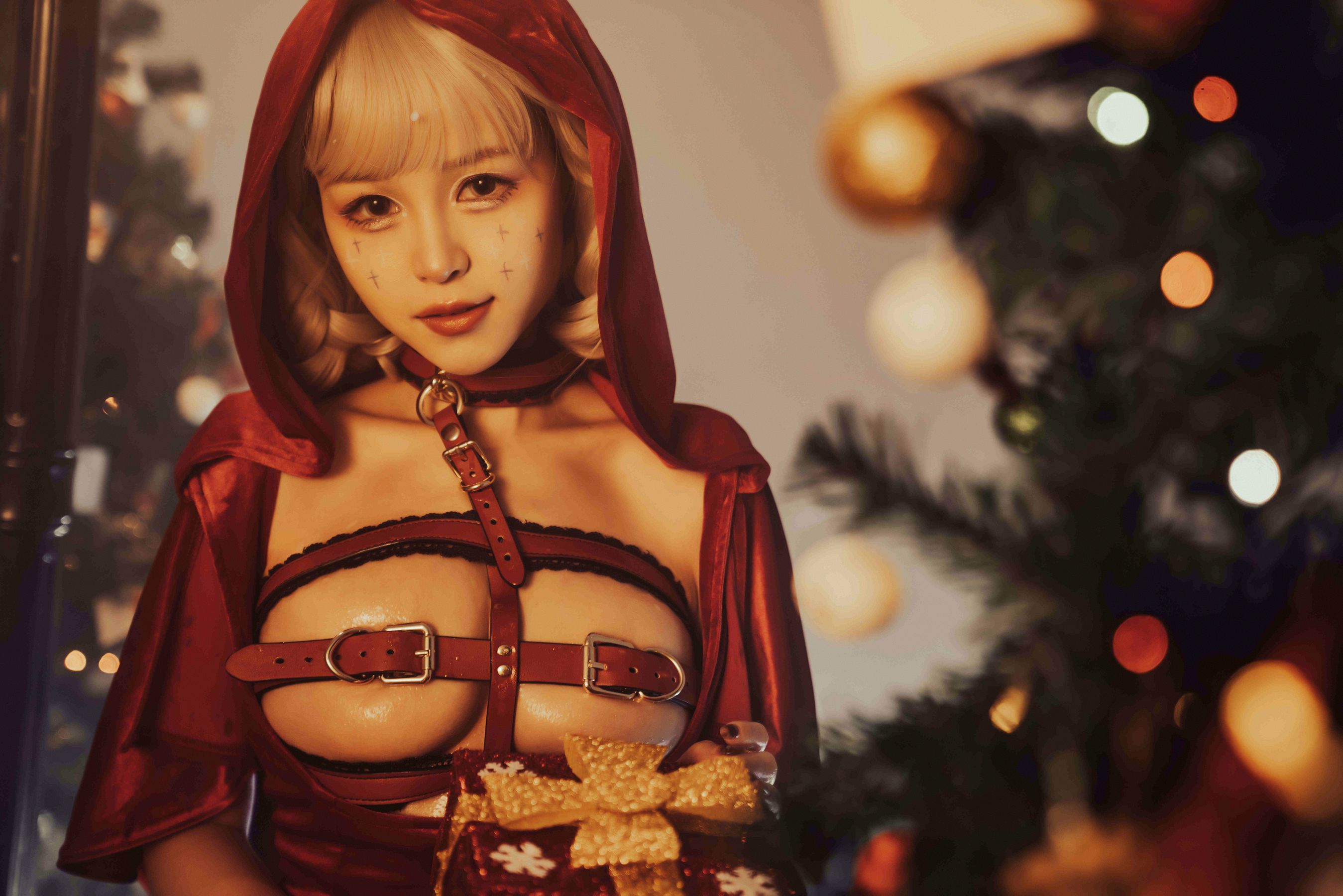 美少女晕崽 – 圣诞小红帽 [46P]
