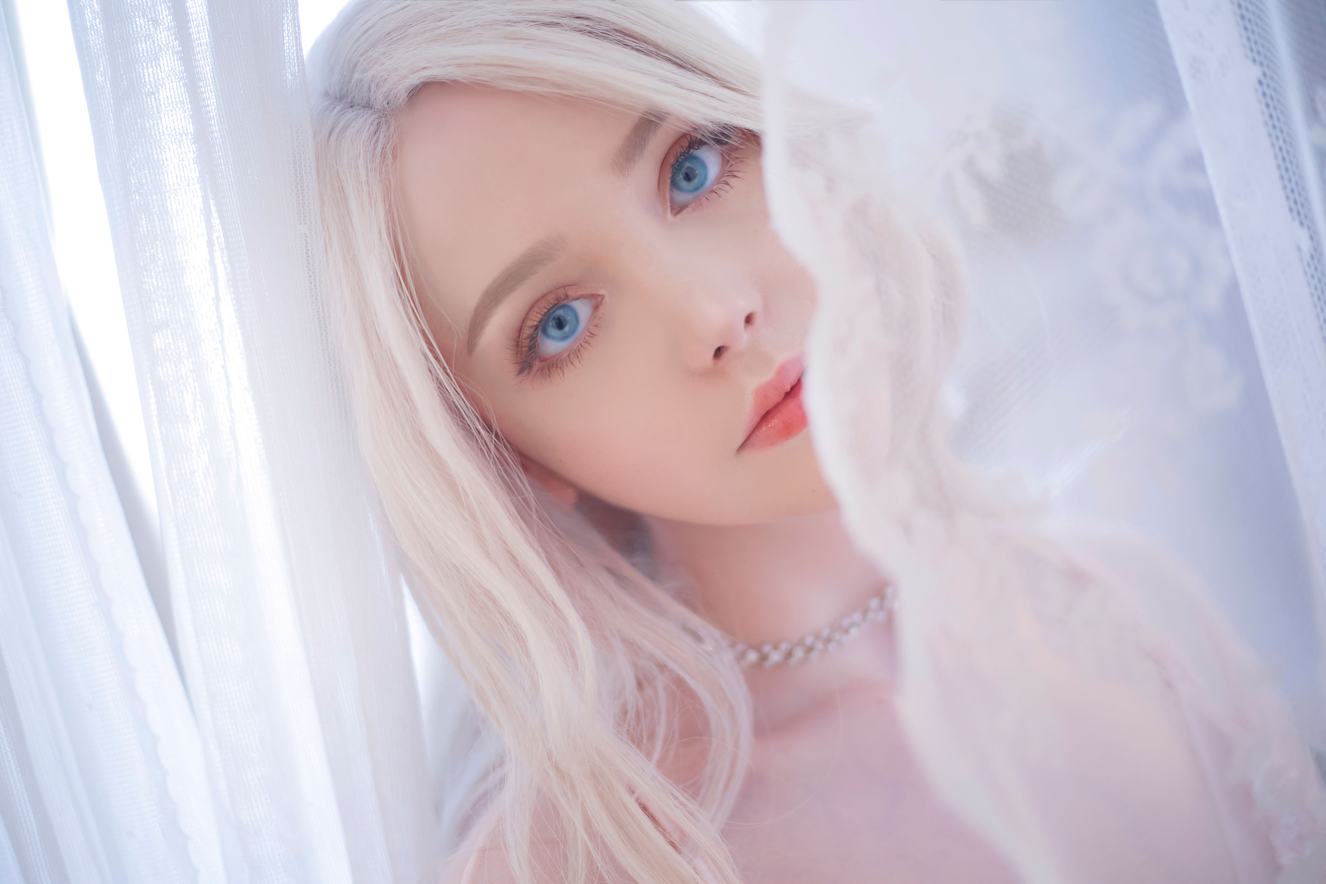 国外美女SayaTheFox – 粉色套裝 [15P]