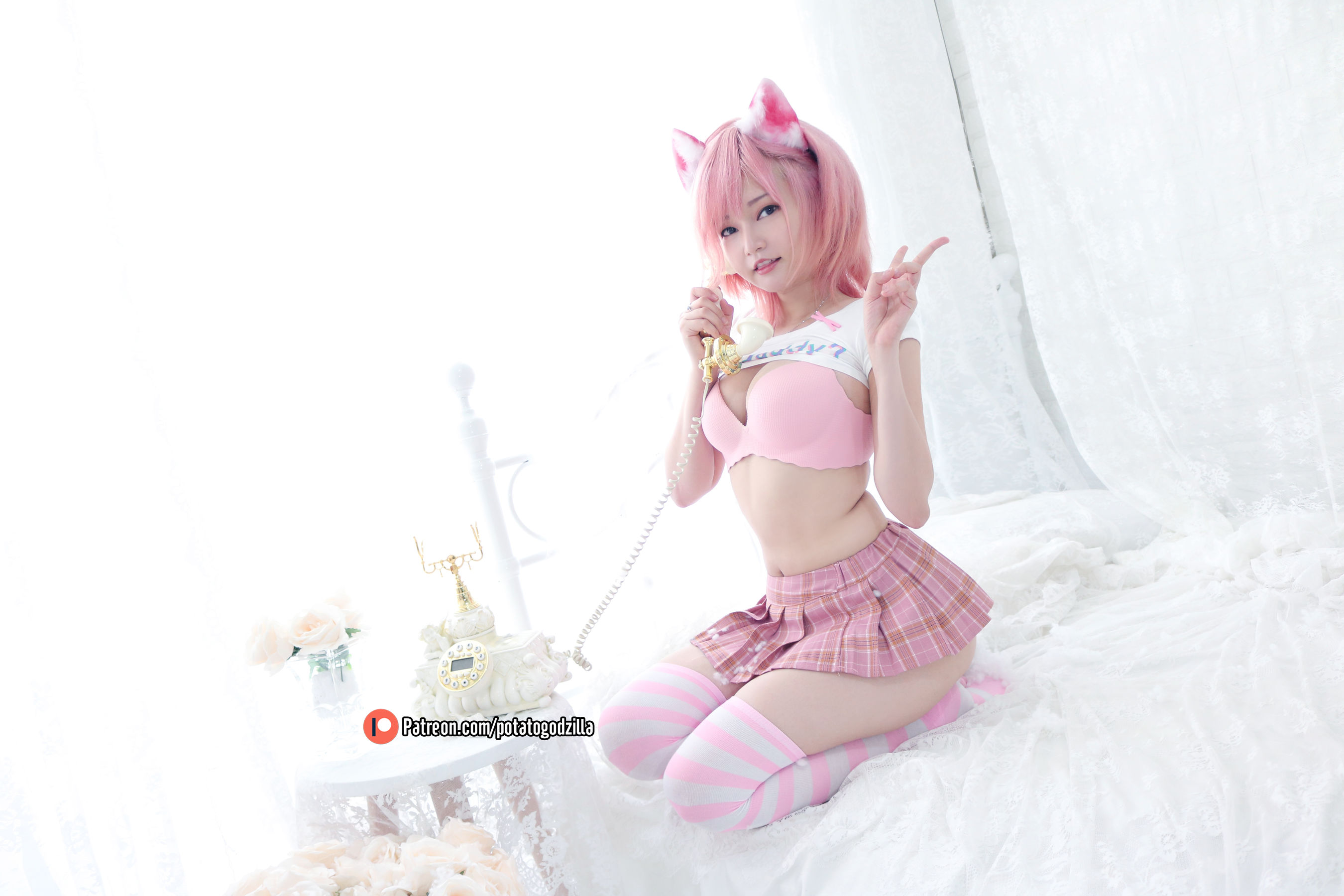 Coser小姐姐Potato Godzilla – Pink Casual [36P]